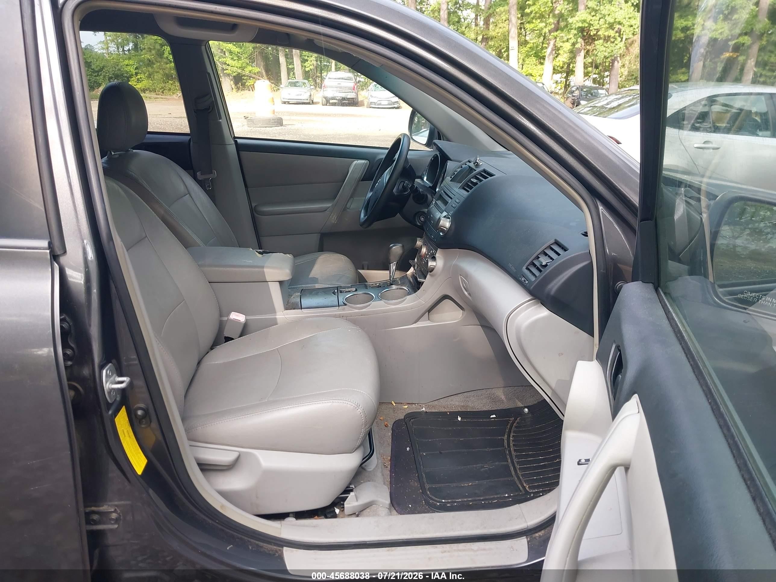 2008 Toyota Highlander   Gray vin: JTEDS41A182001146
