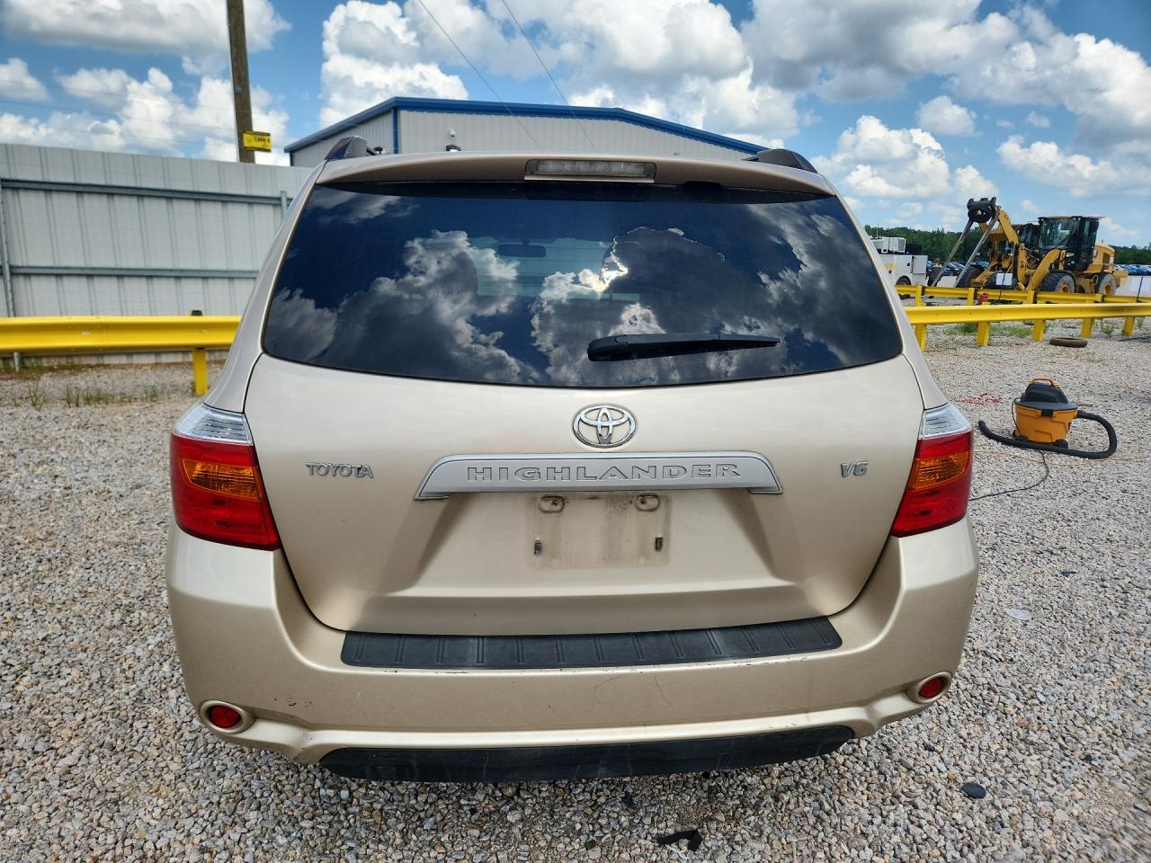 2008 Toyota Highlander Base Золотой vin: JTEDS41A182005780
