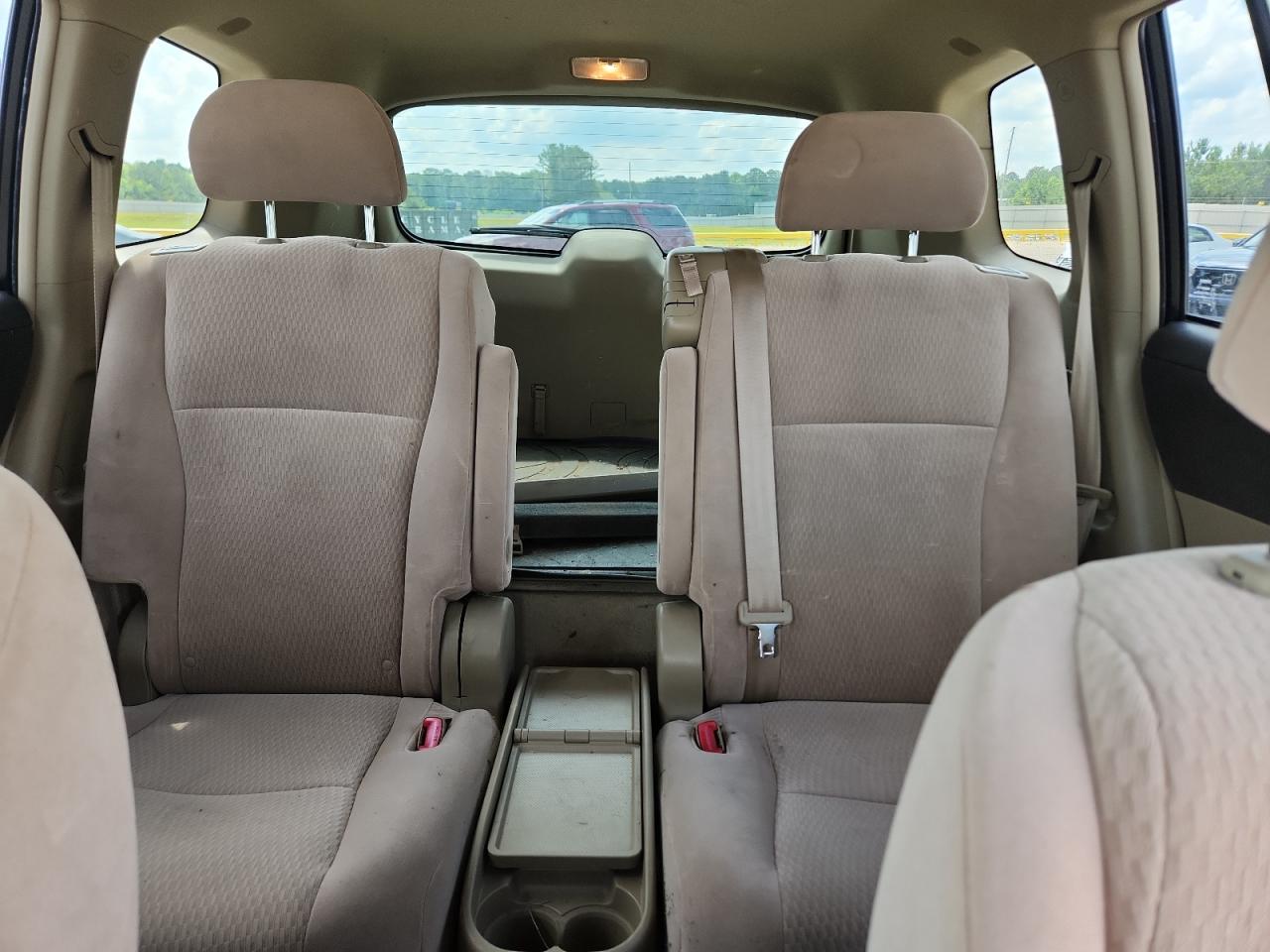 2008 Toyota Highlander Base Золотой vin: JTEDS41A182005780