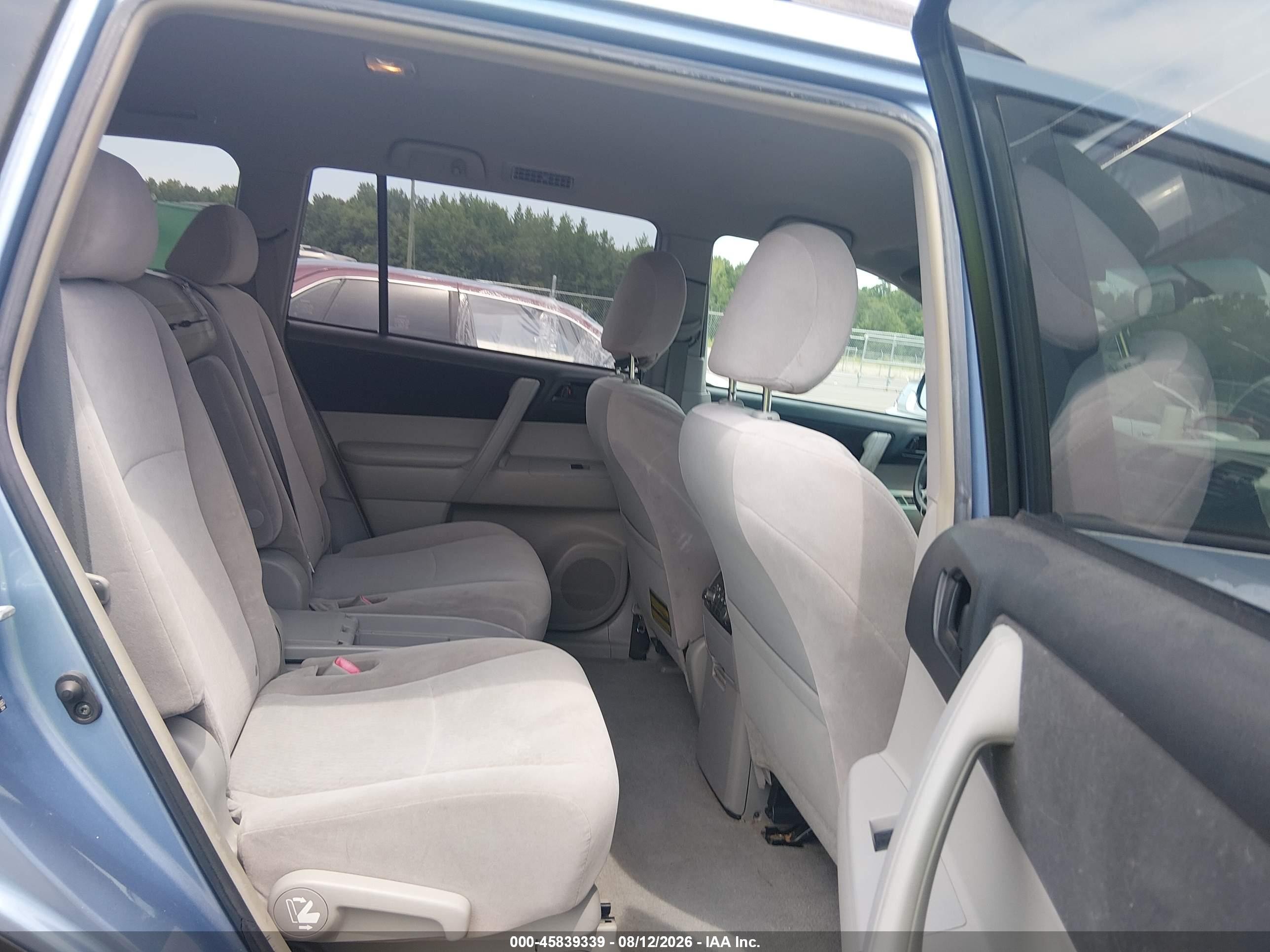 2008 Toyota Highlander   Light Blue vin: JTEDS41A182035880