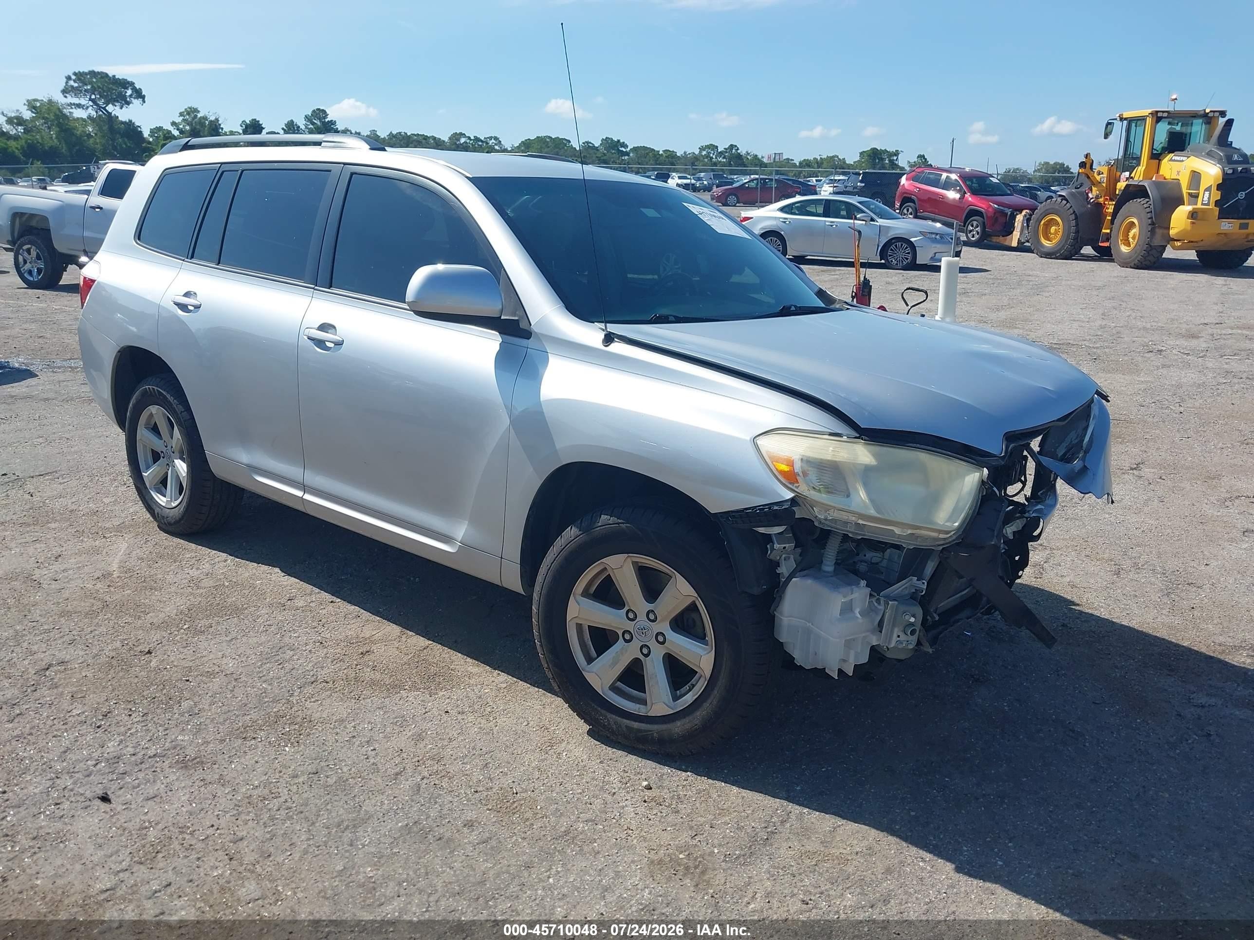 2009 Toyota Highlander   Silver vin: JTEDS41A192089763