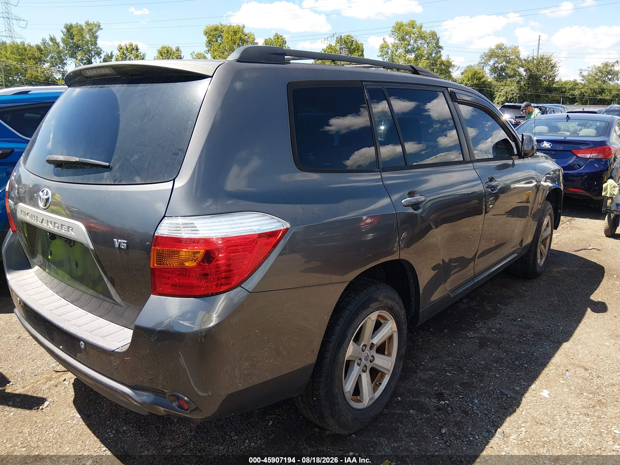 2008 Toyota Highlander   Gray vin: JTEDS41A282007165