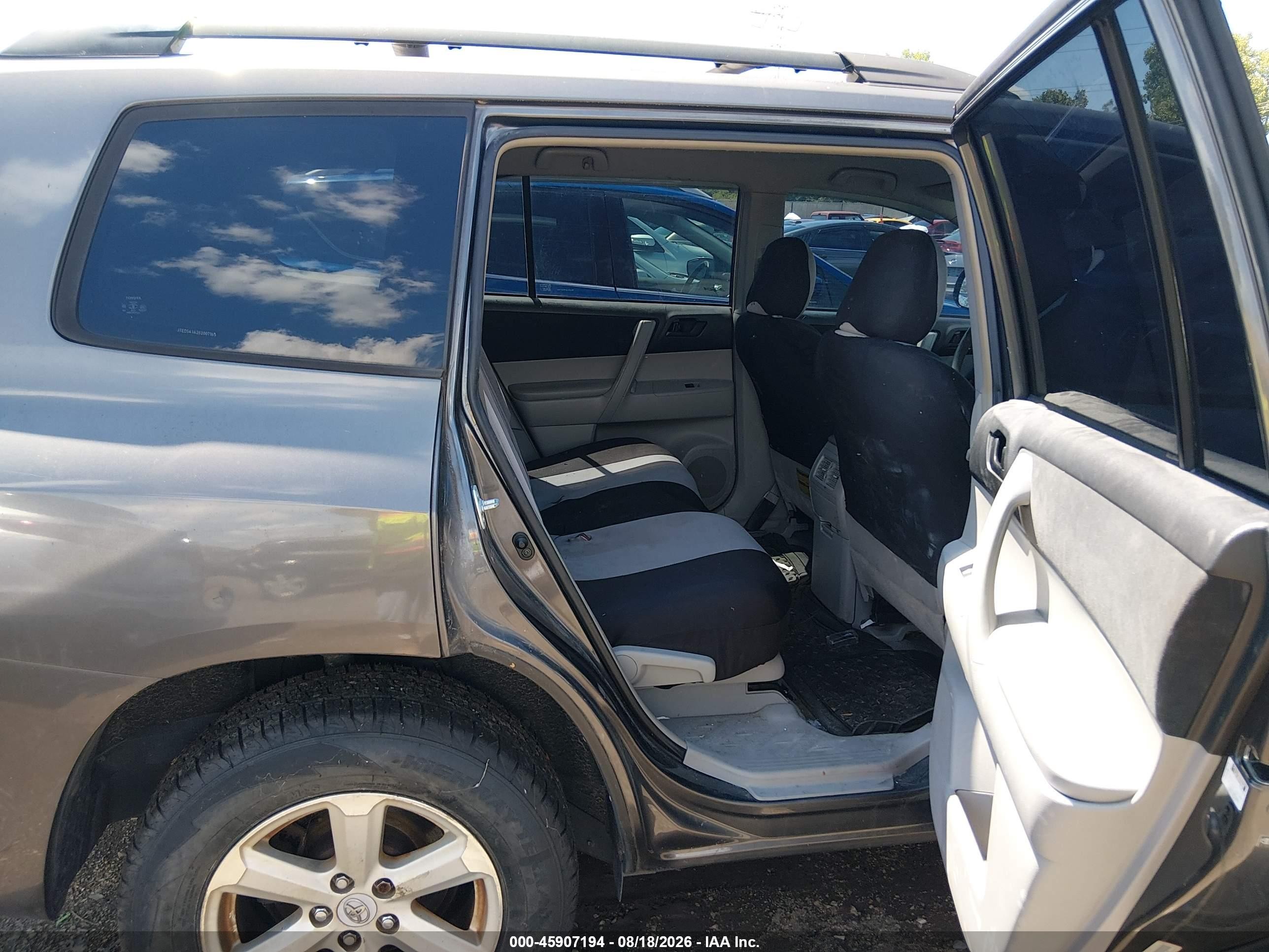 2008 Toyota Highlander   Gray vin: JTEDS41A282007165