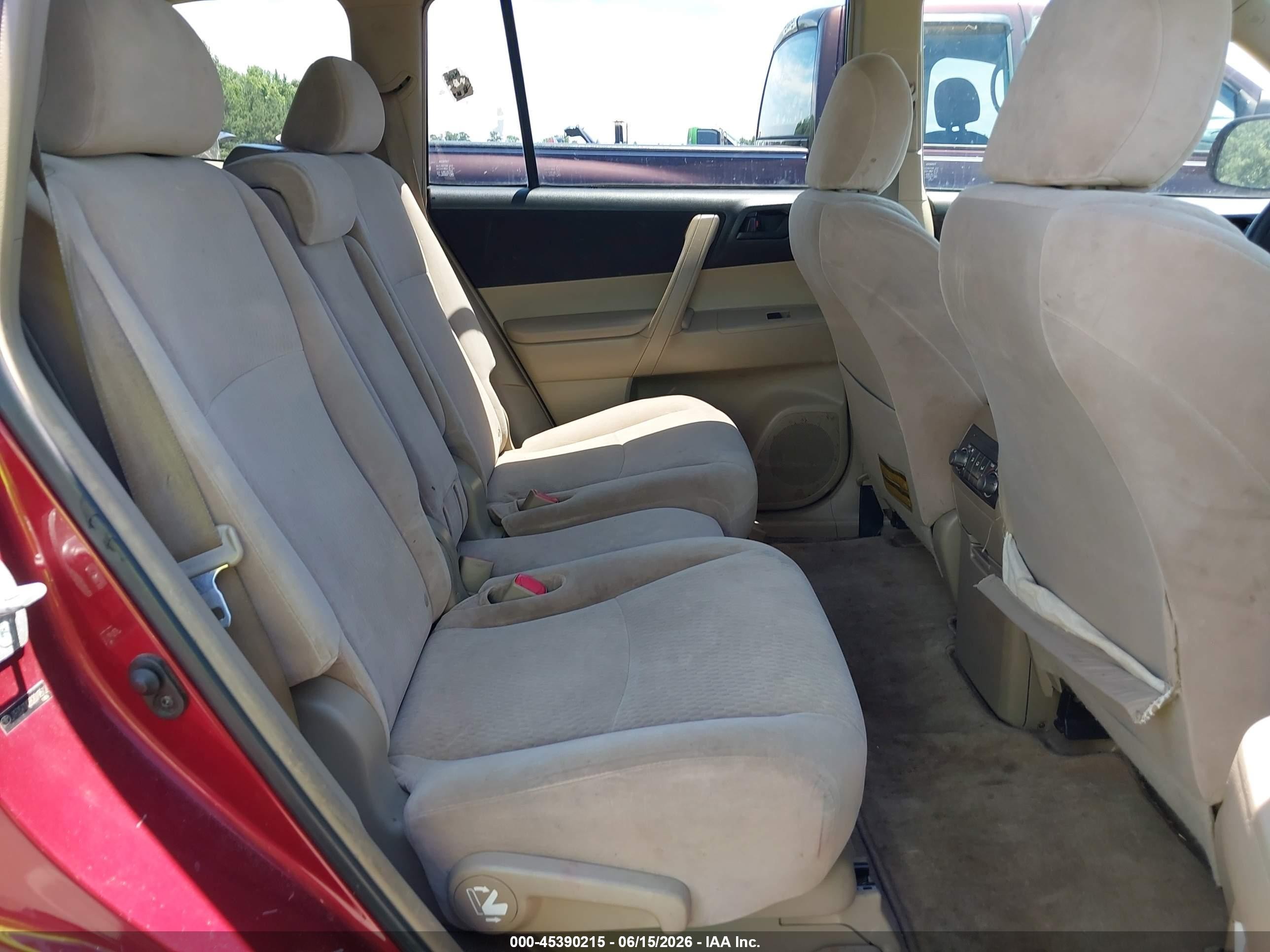 2008 Toyota Highlander   Red vin: JTEDS41A282019512