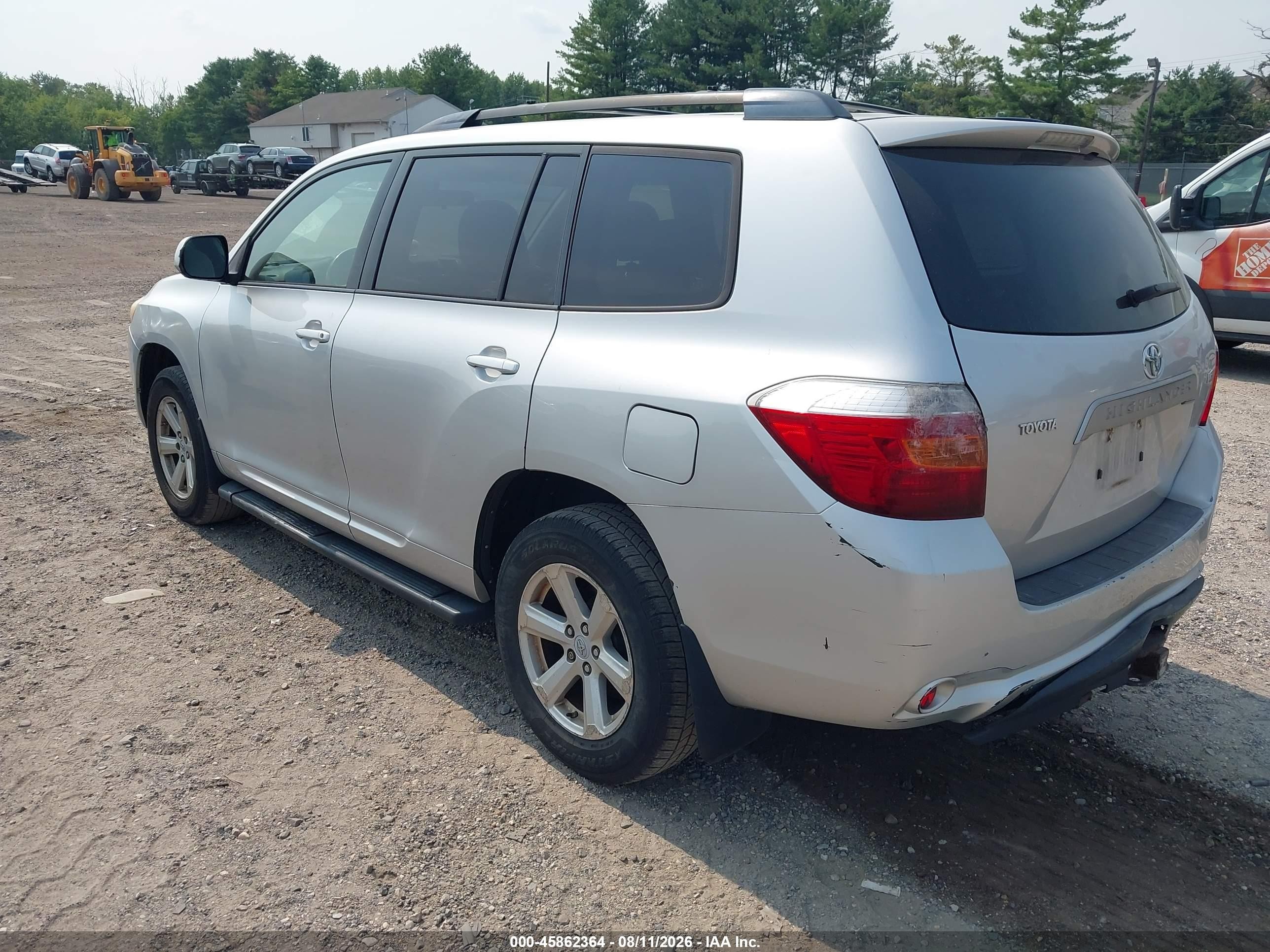 2008 Toyota Highlander   Silver vin: JTEDS41A282022281
