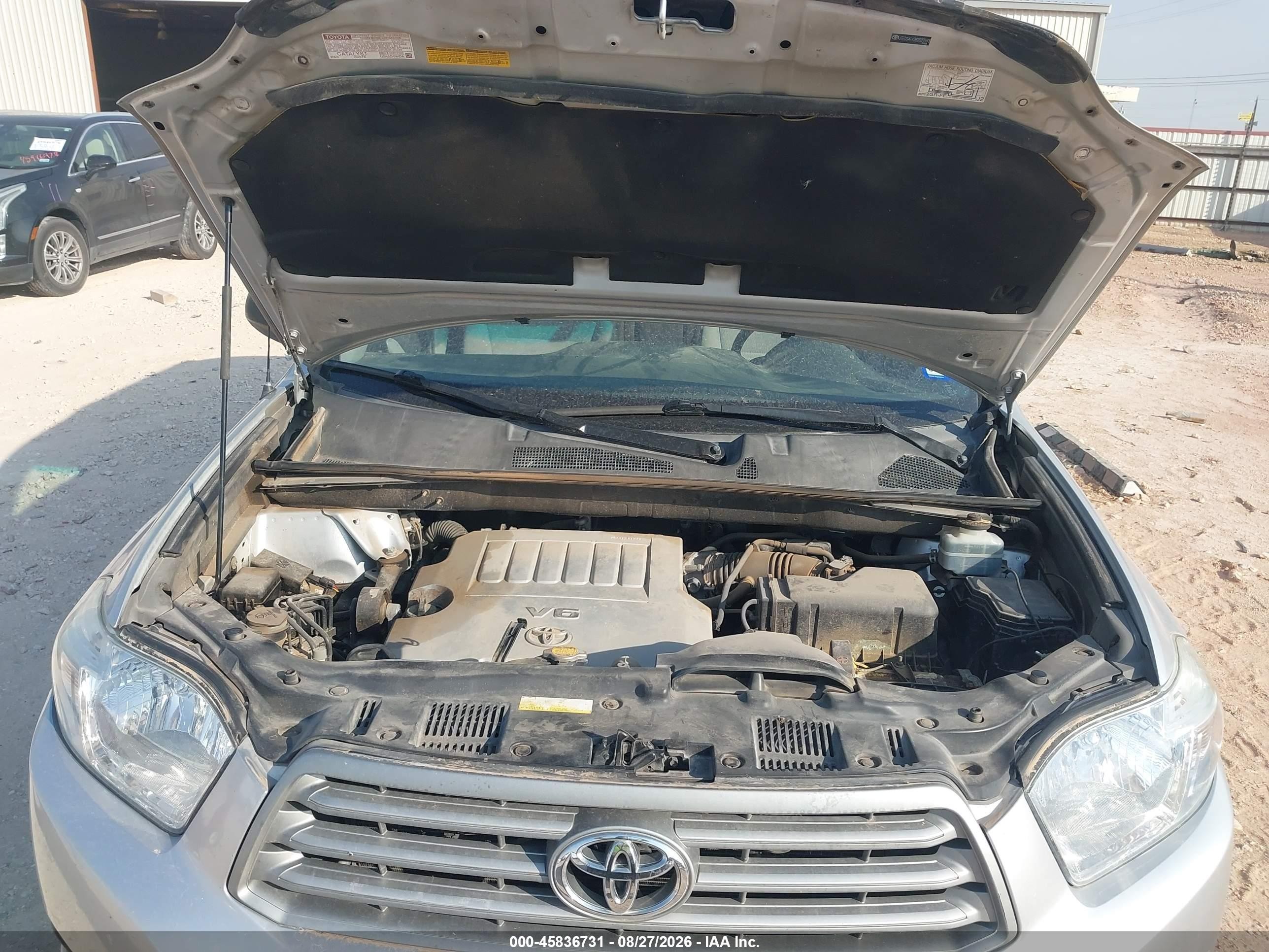 2008 Toyota Highlander   Silver vin: JTEDS41A282027593