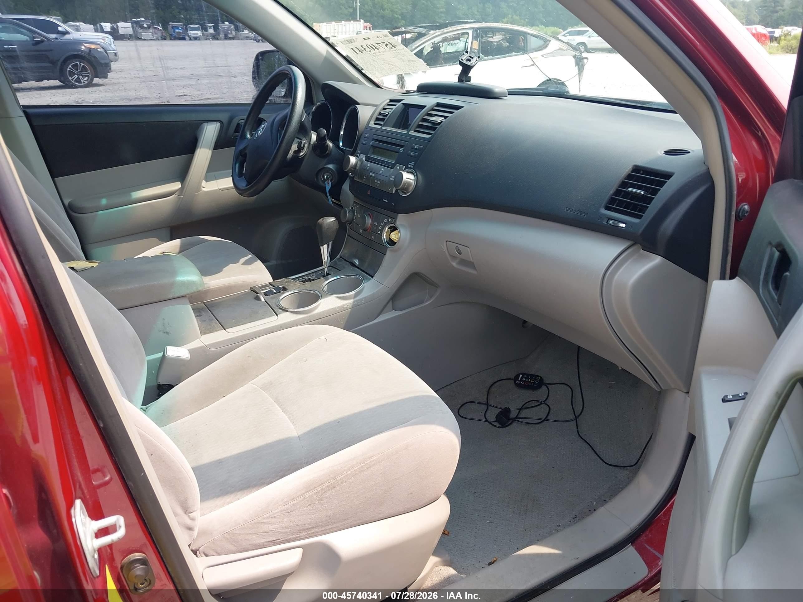 2008 Toyota Highlander Red vin: JTEDS41A282030509