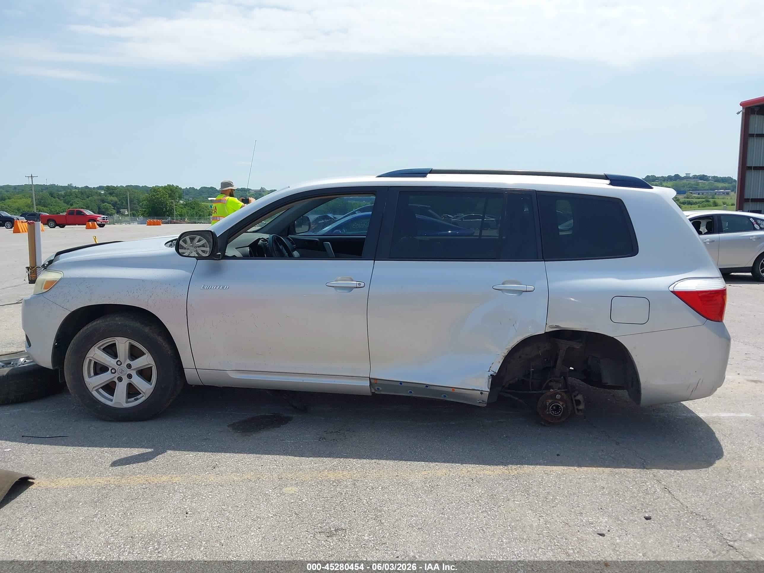 2008 Toyota Highlander   Gray vin: JTEDS41A282030669