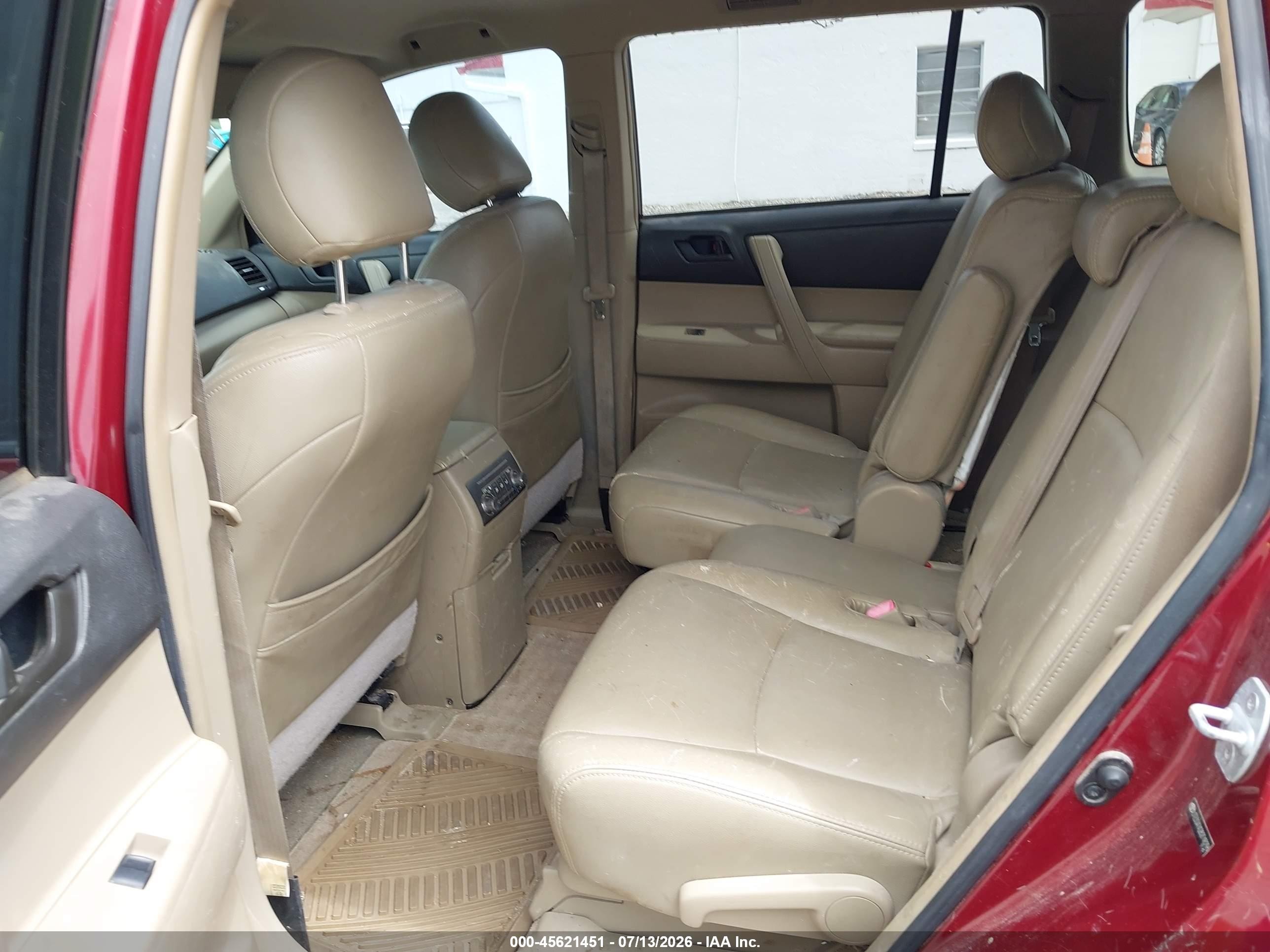 2008 Toyota Highlander   Red vin: JTEDS41A282048296