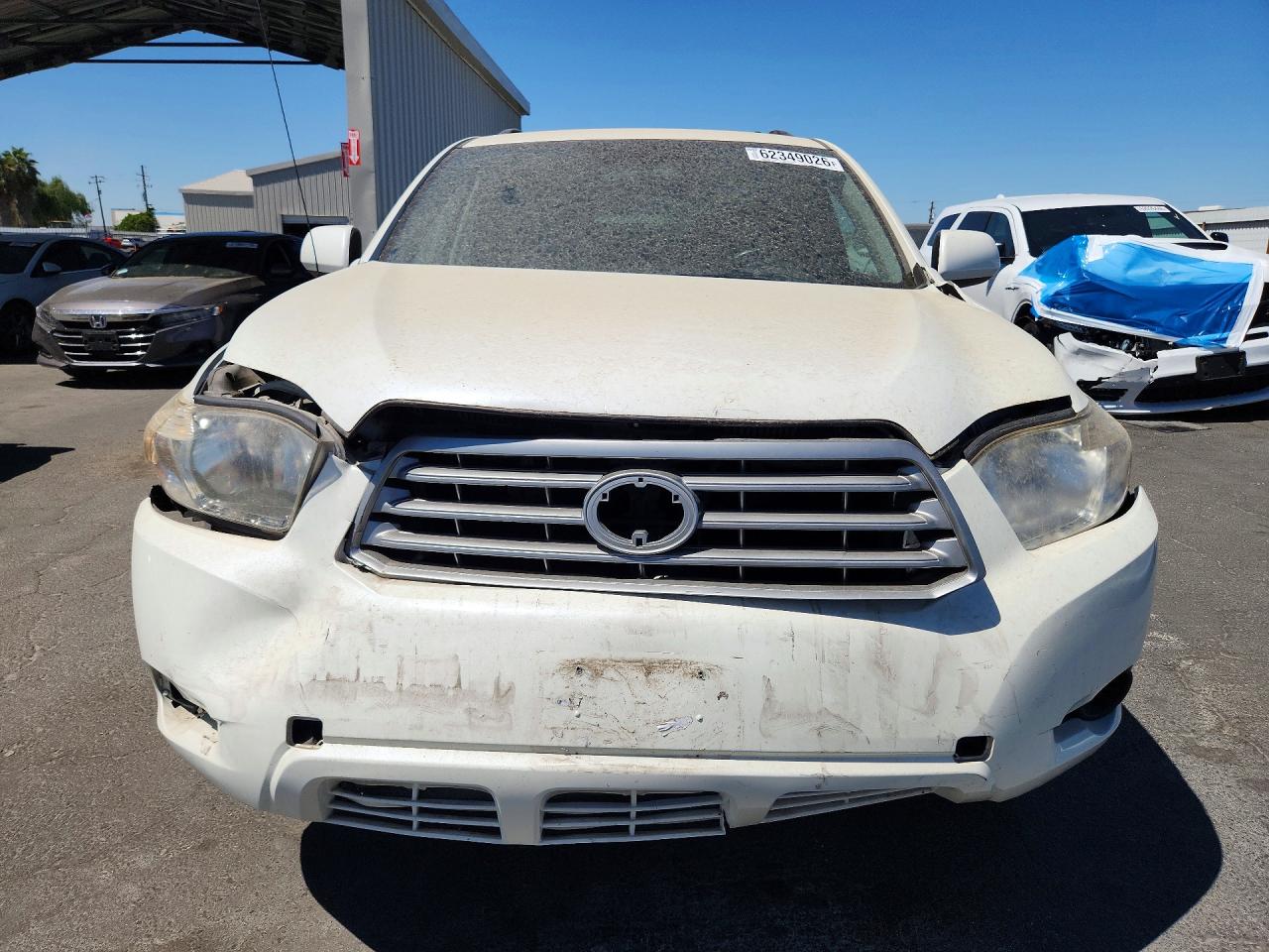2009 Toyota Highlander Base White vin: JTEDS41A292088010