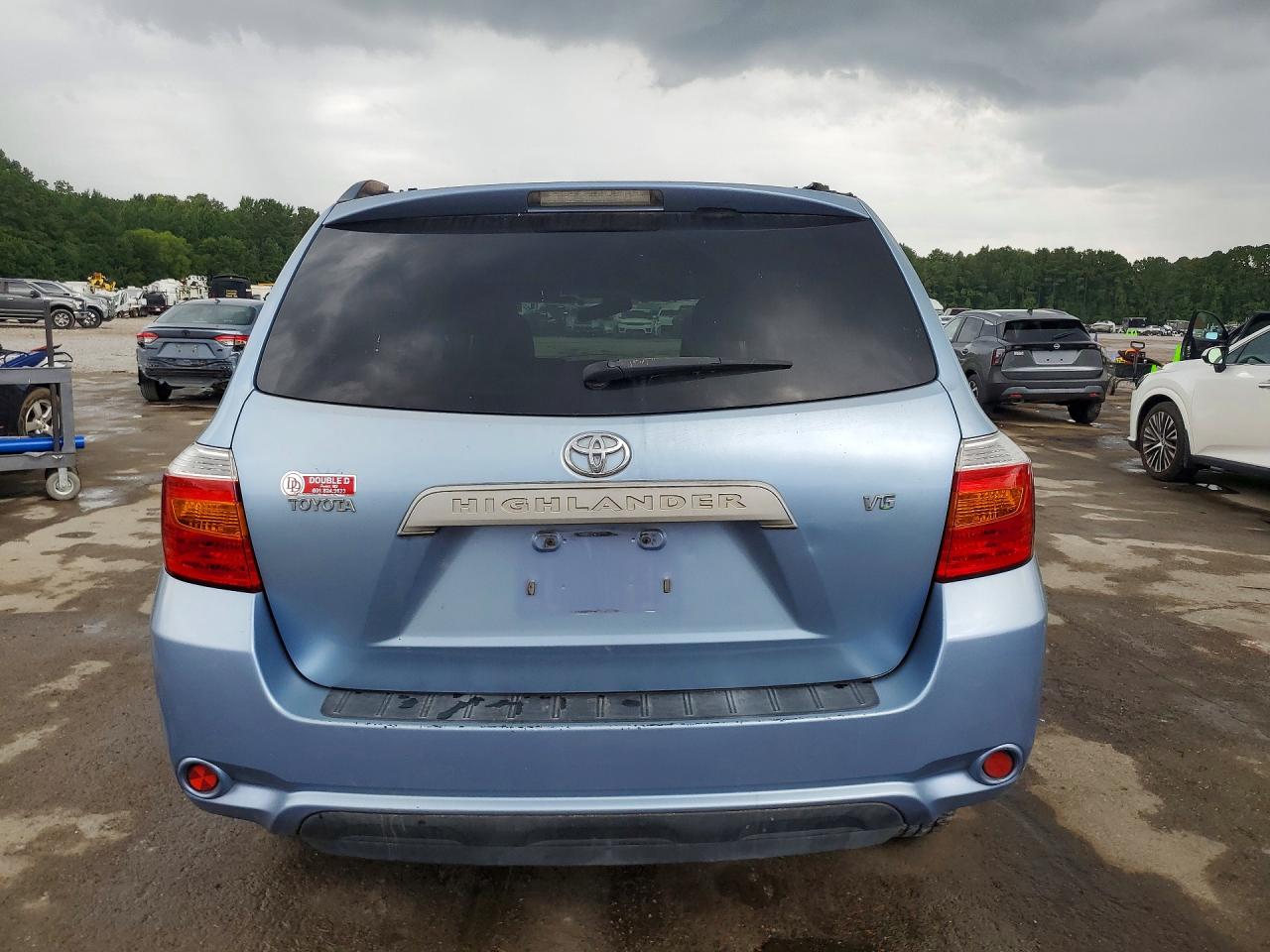 2008 Toyota Highlander Base Blue vin: JTEDS41A382009023