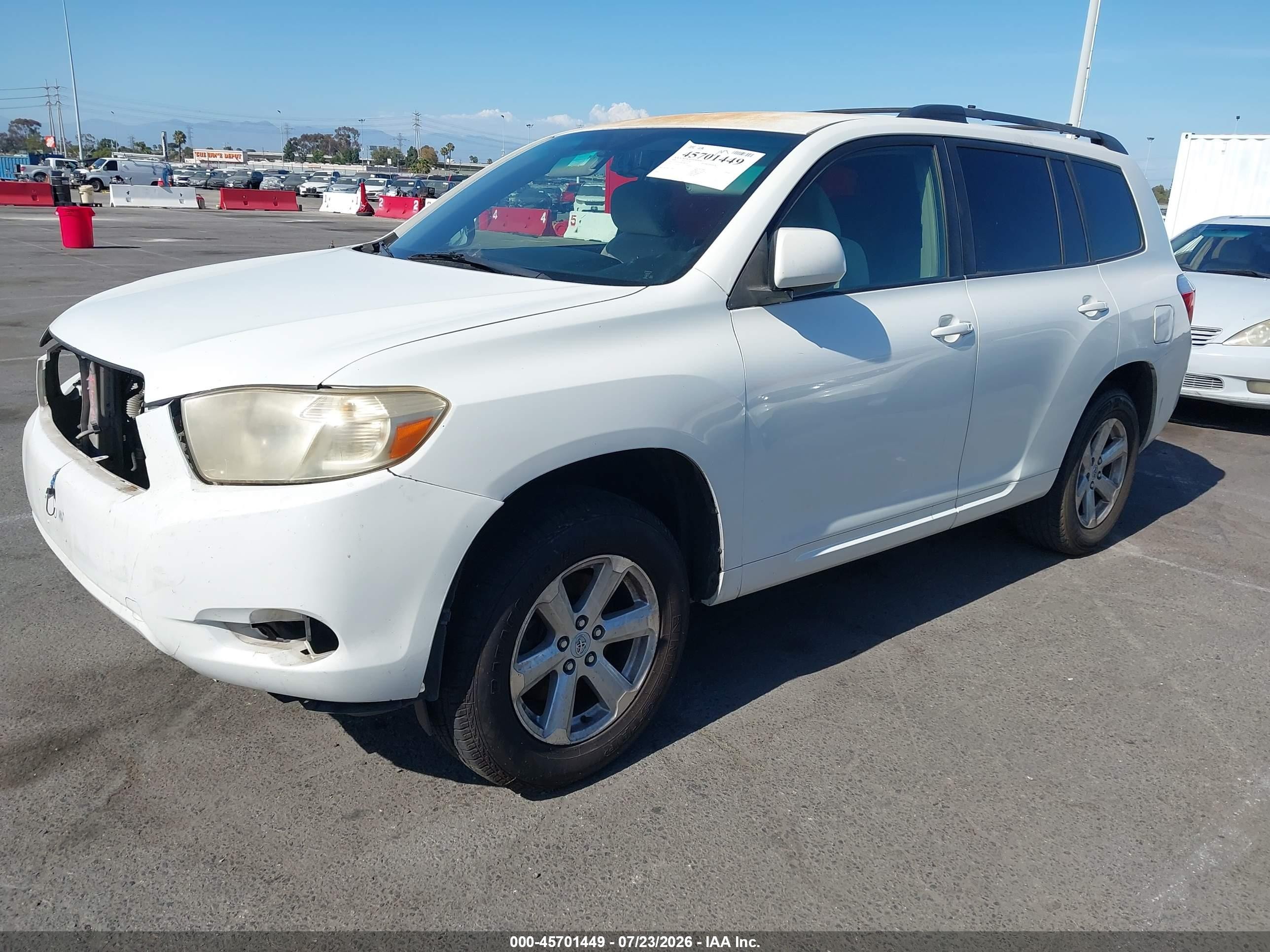 2008 Toyota Highlander   White vin: JTEDS41A382009328