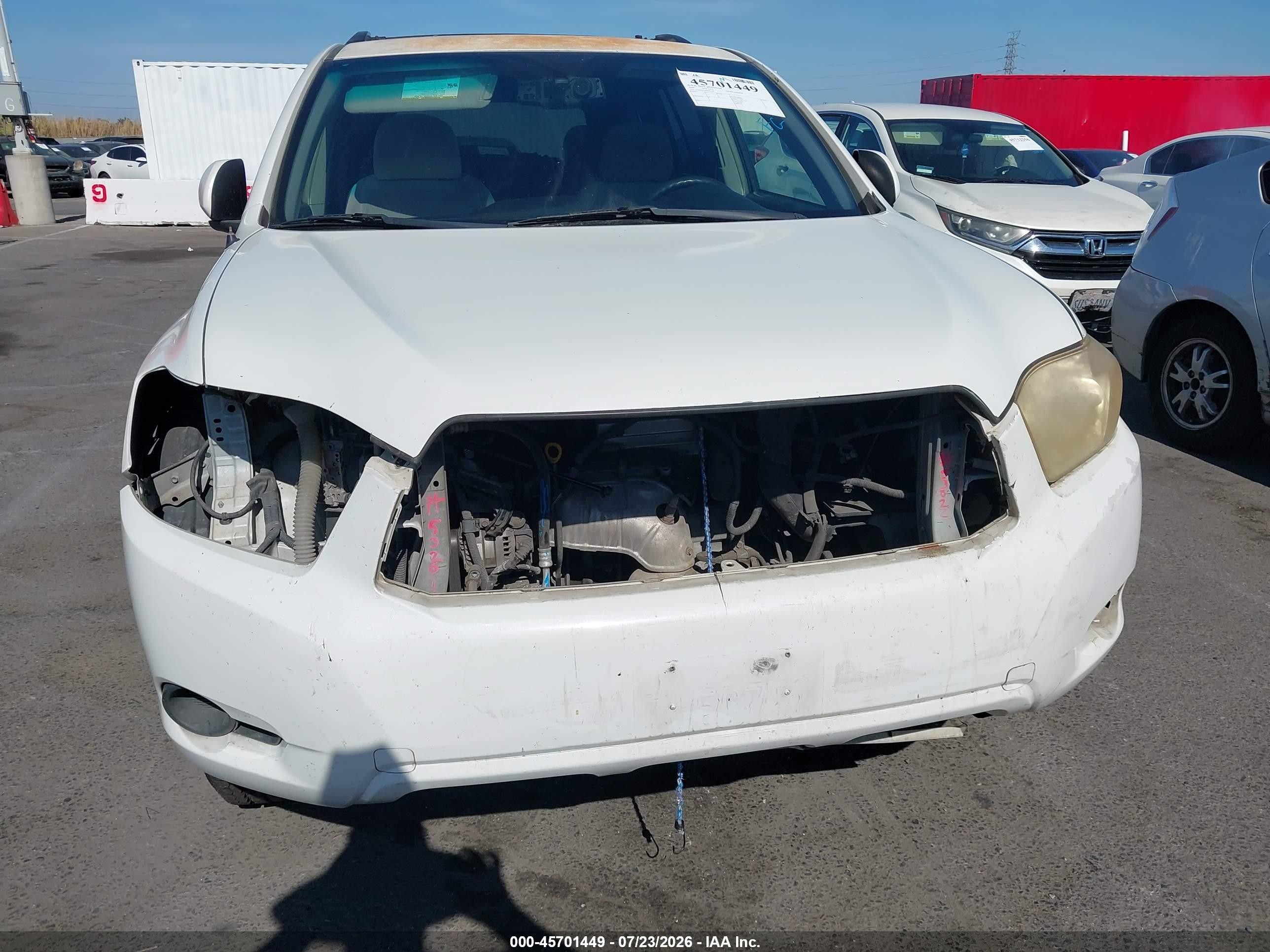 2008 Toyota Highlander   White vin: JTEDS41A382009328