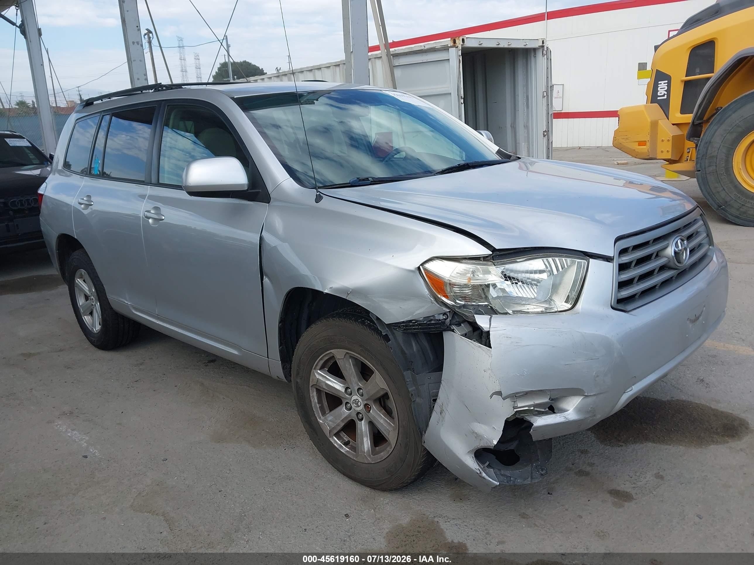 2008 Toyota Highlander   Silver vin: JTEDS41A382067827