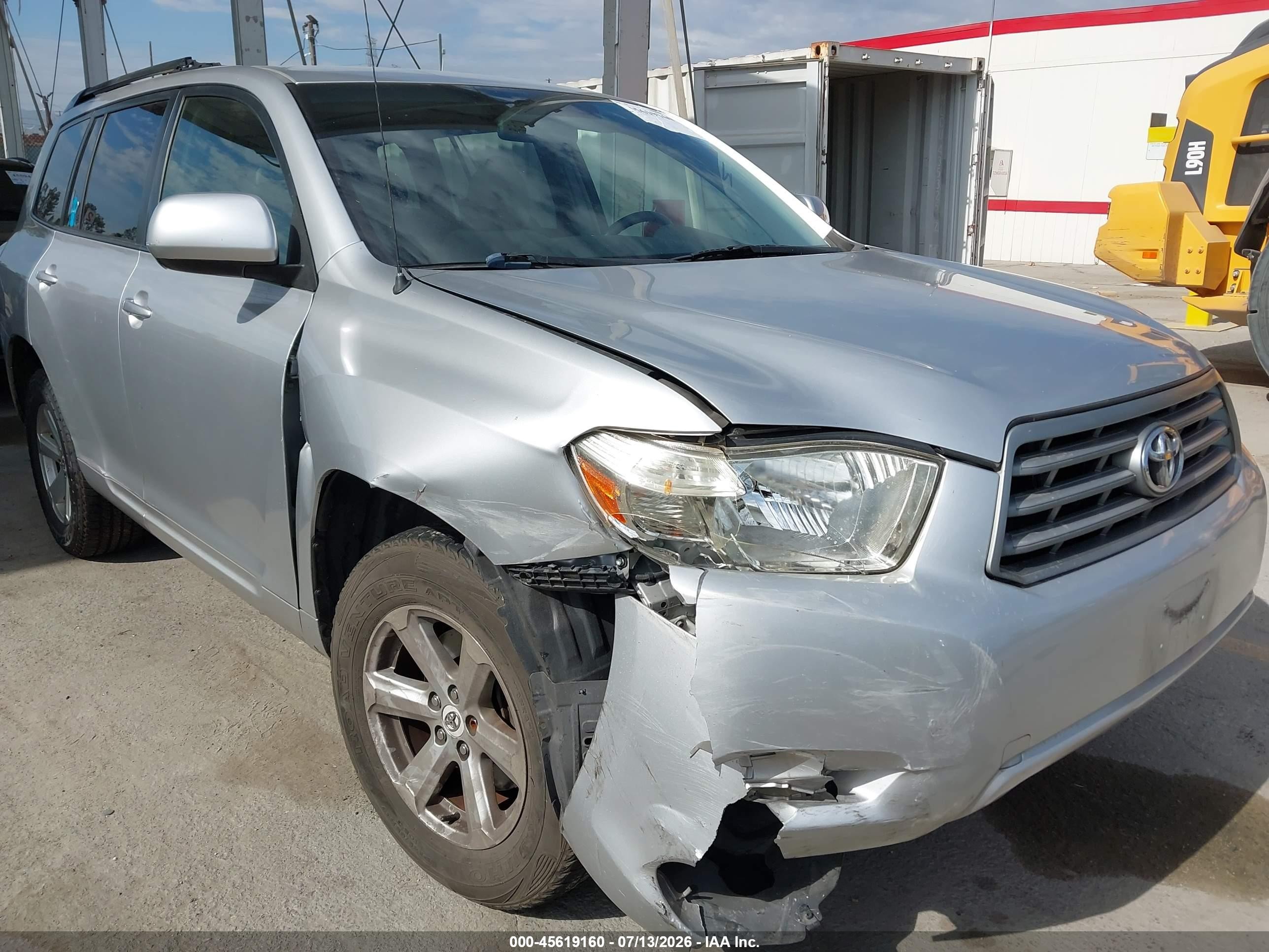 2008 Toyota Highlander   Silver vin: JTEDS41A382067827