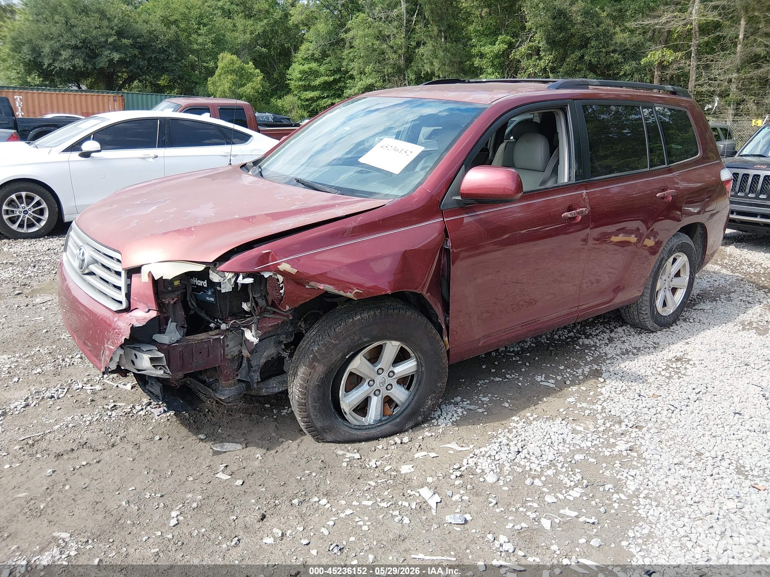 2009 Toyota Highlander   Maroon vin: JTEDS41A392078019
