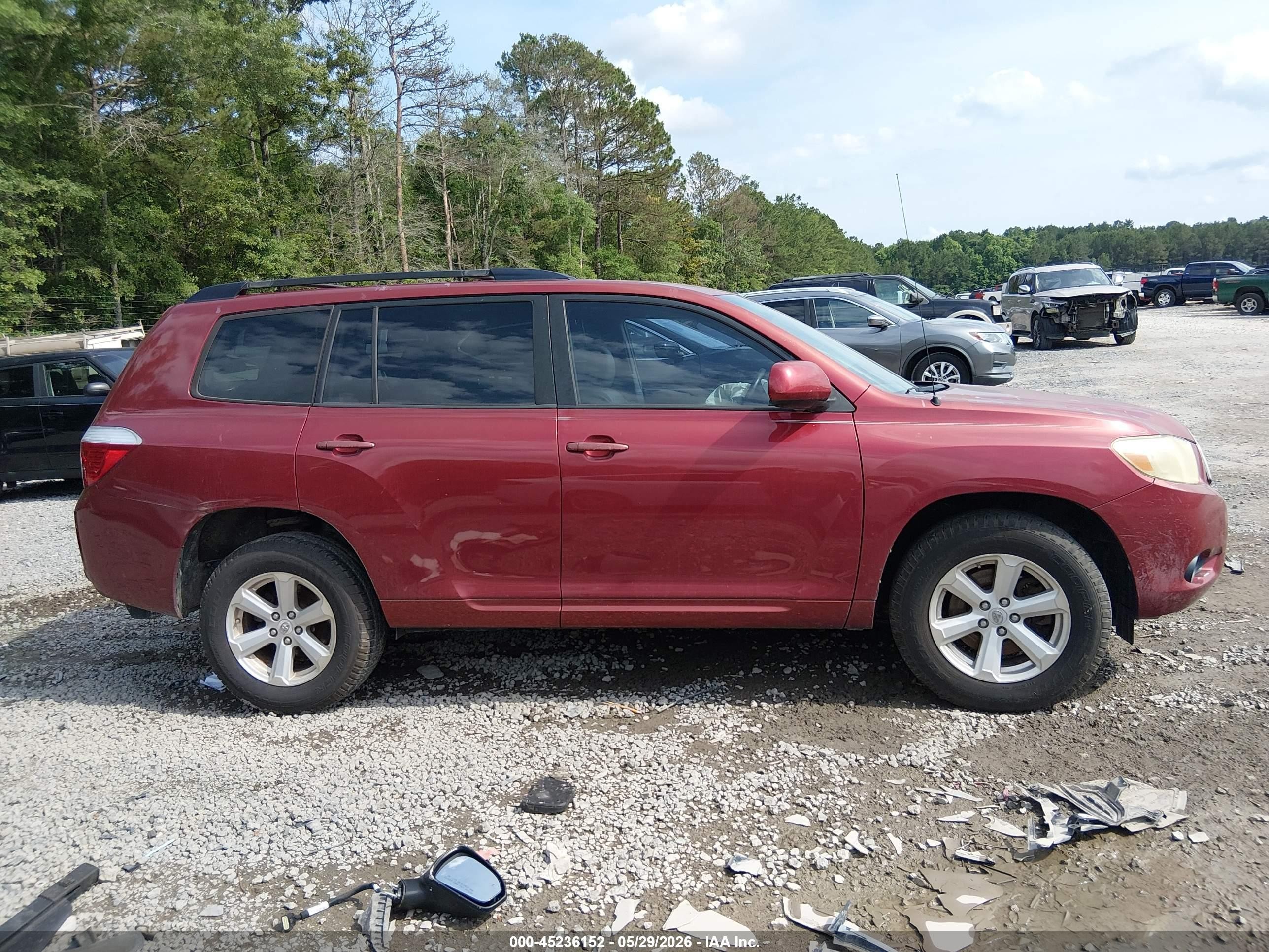 2009 Toyota Highlander   Maroon vin: JTEDS41A392078019