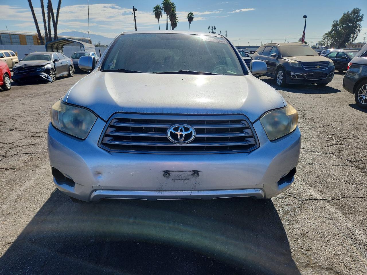 2008 Toyota Highlander Base Silver vin: JTEDS41A482022671