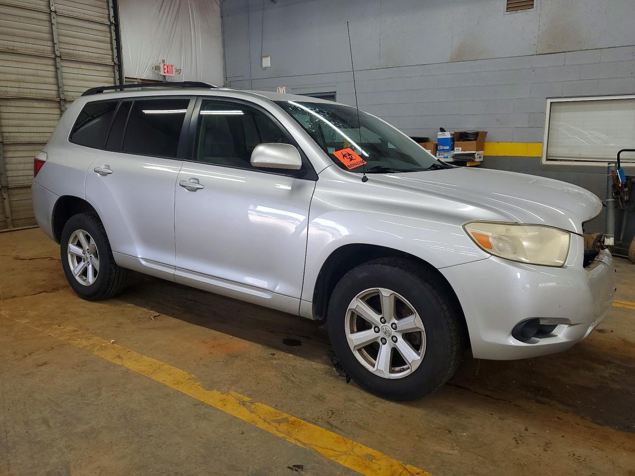 2009 Toyota Highlander Base Silver vin: JTEDS41A492081706