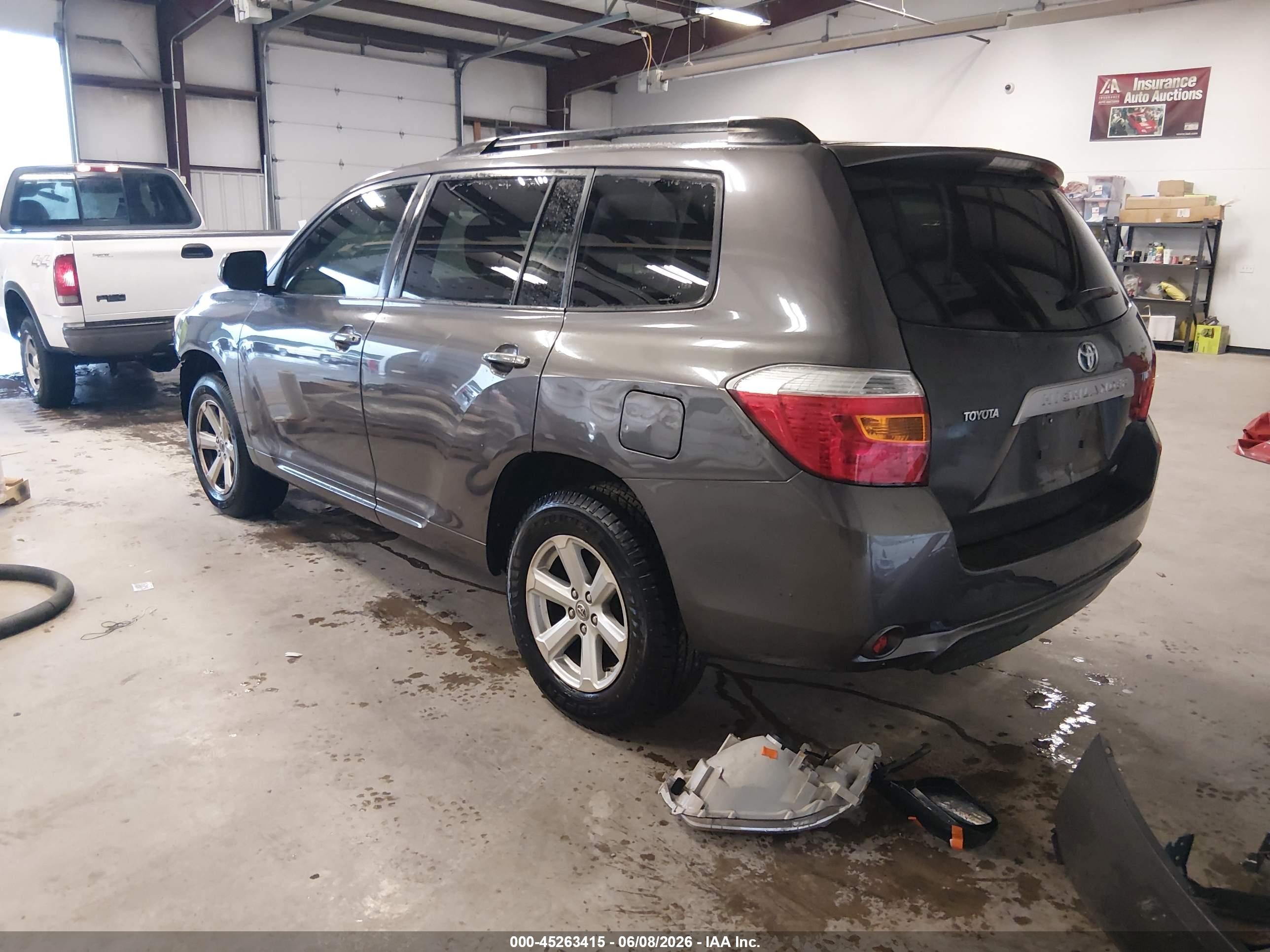 2008 Toyota Highlander   Gray vin: JTEDS41A582000873