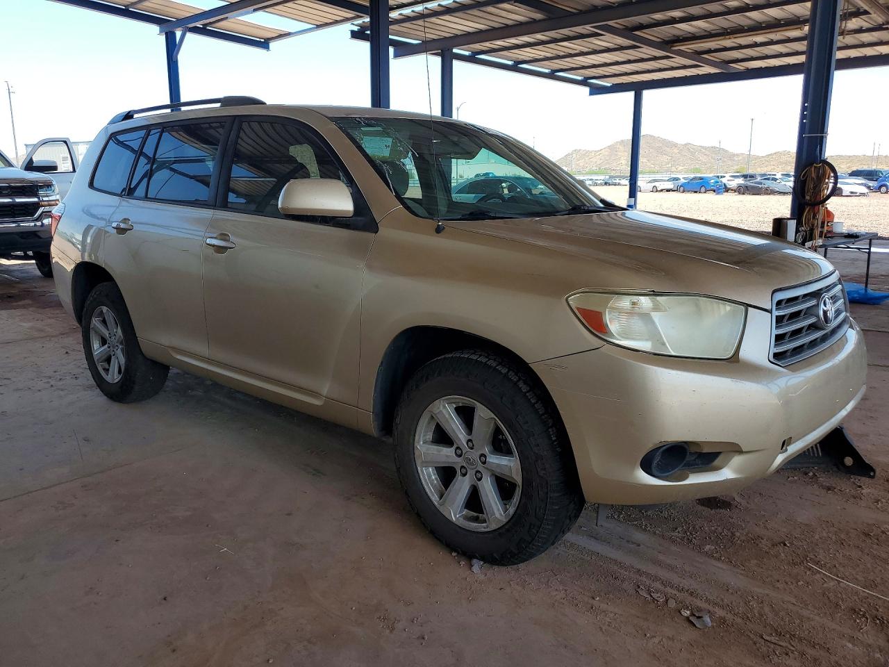 2008 Toyota Highlander Base Gold vin: JTEDS41A582019469