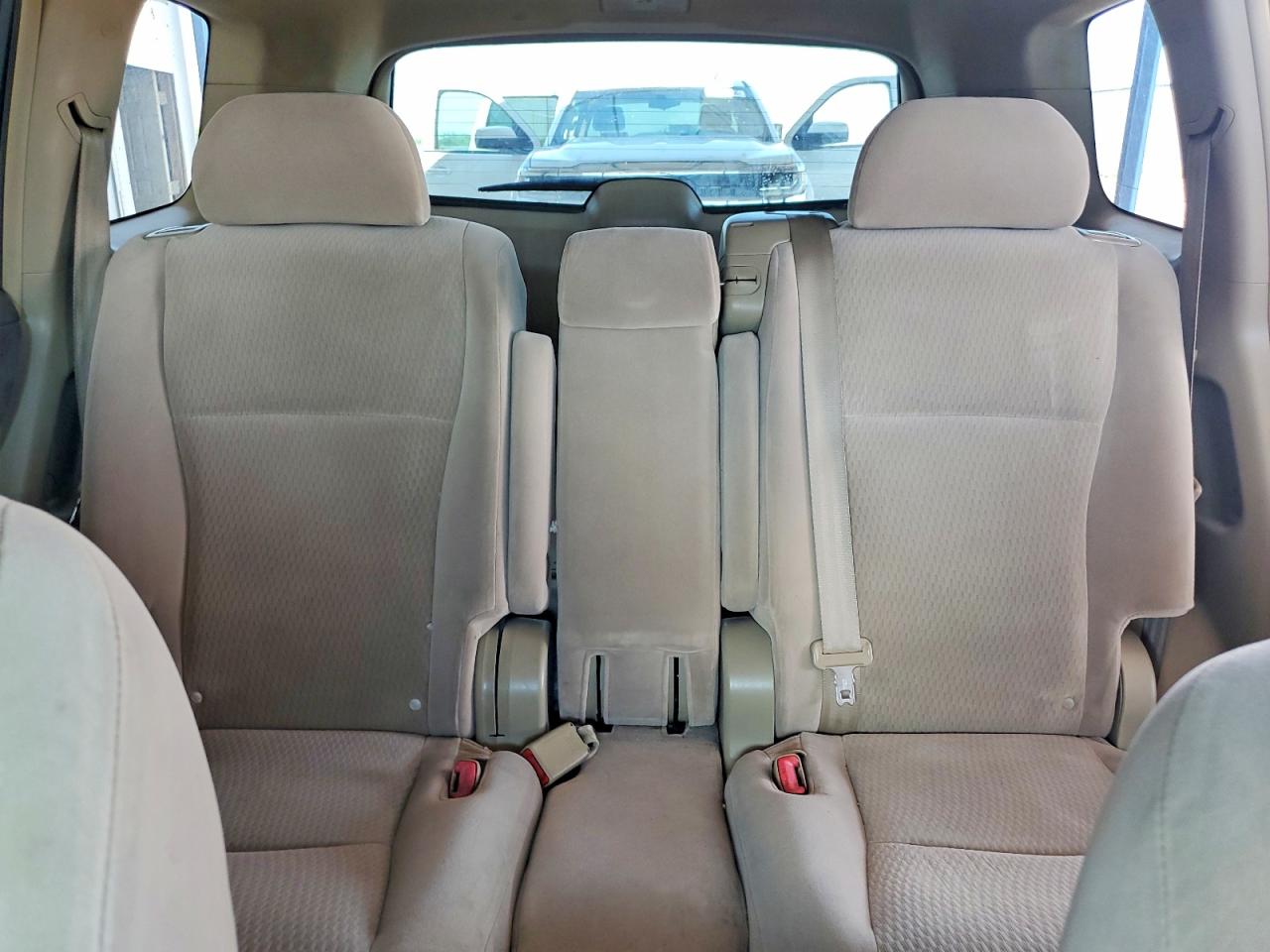 2008 Toyota Highlander Base Gold vin: JTEDS41A582019469
