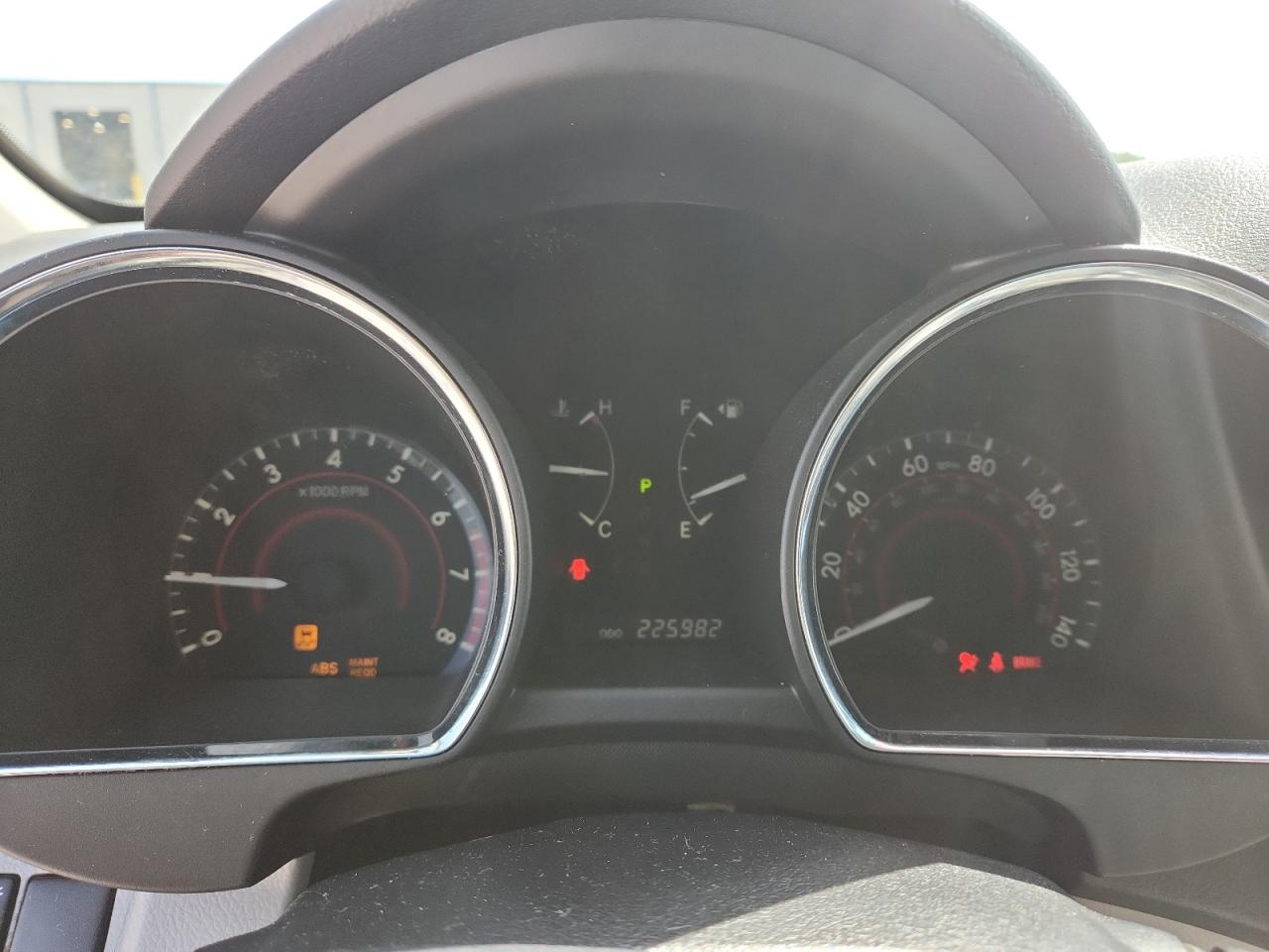 2008 Toyota Highlander Base Silver vin: JTEDS41A582039060