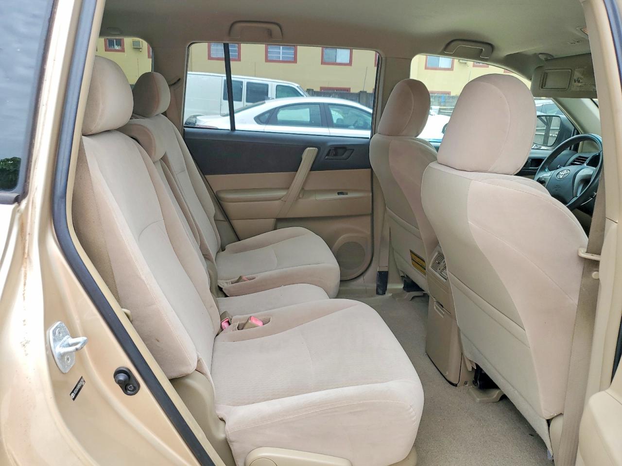 2009 Toyota Highlander Base Gold vin: JTEDS41A592081357