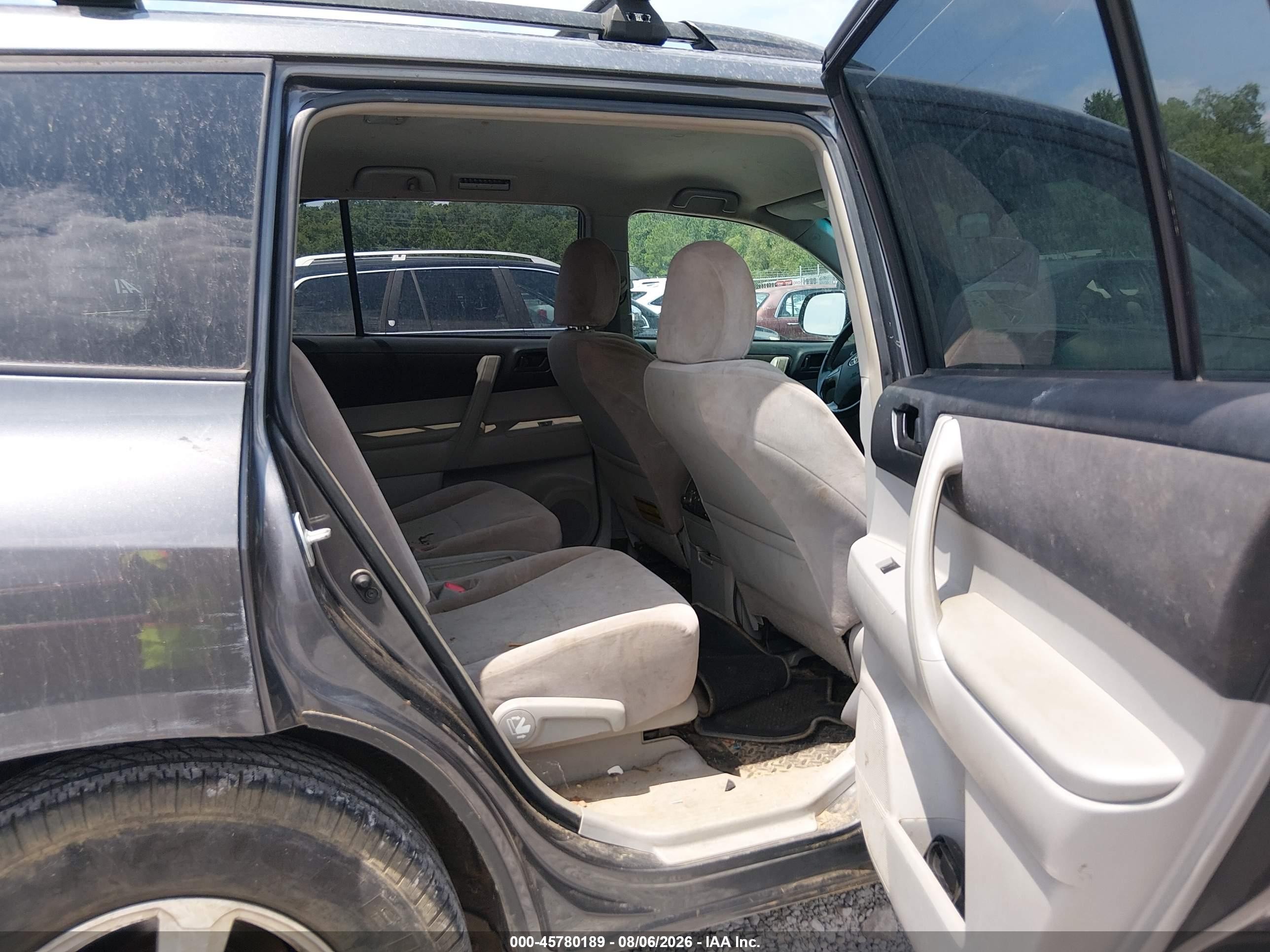 2009 Toyota Highlander   Gray vin: JTEDS41A692080055