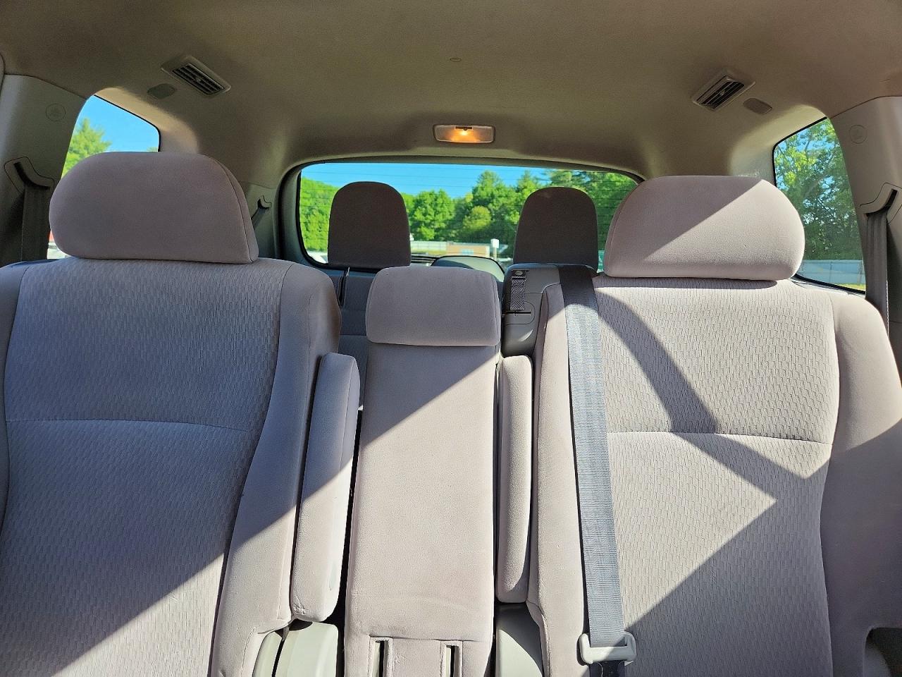 2009 Toyota Highlander Base Gray vin: JTEDS41A692085871