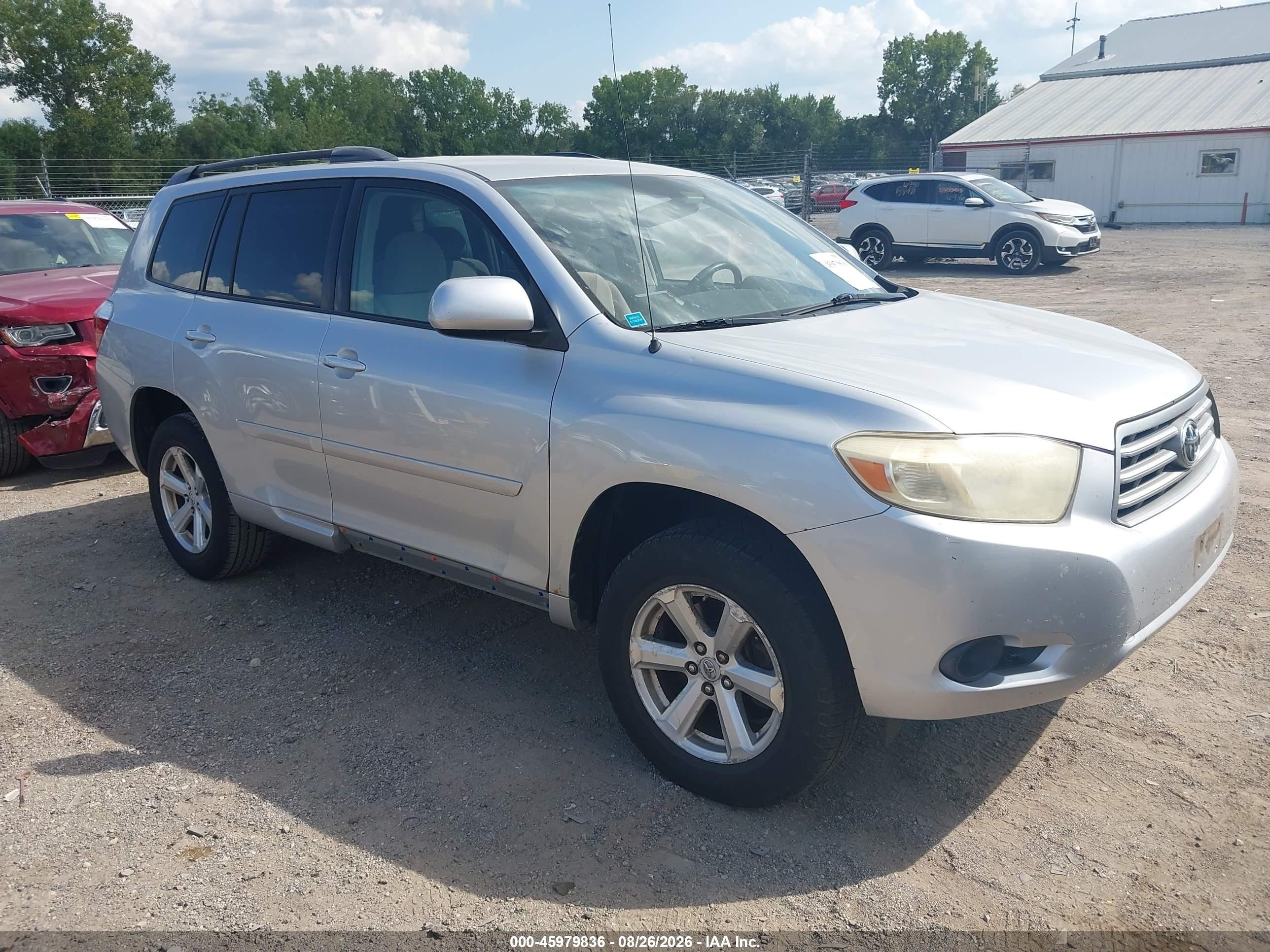 2008 Toyota Highlander   Silver vin: JTEDS41A782049055