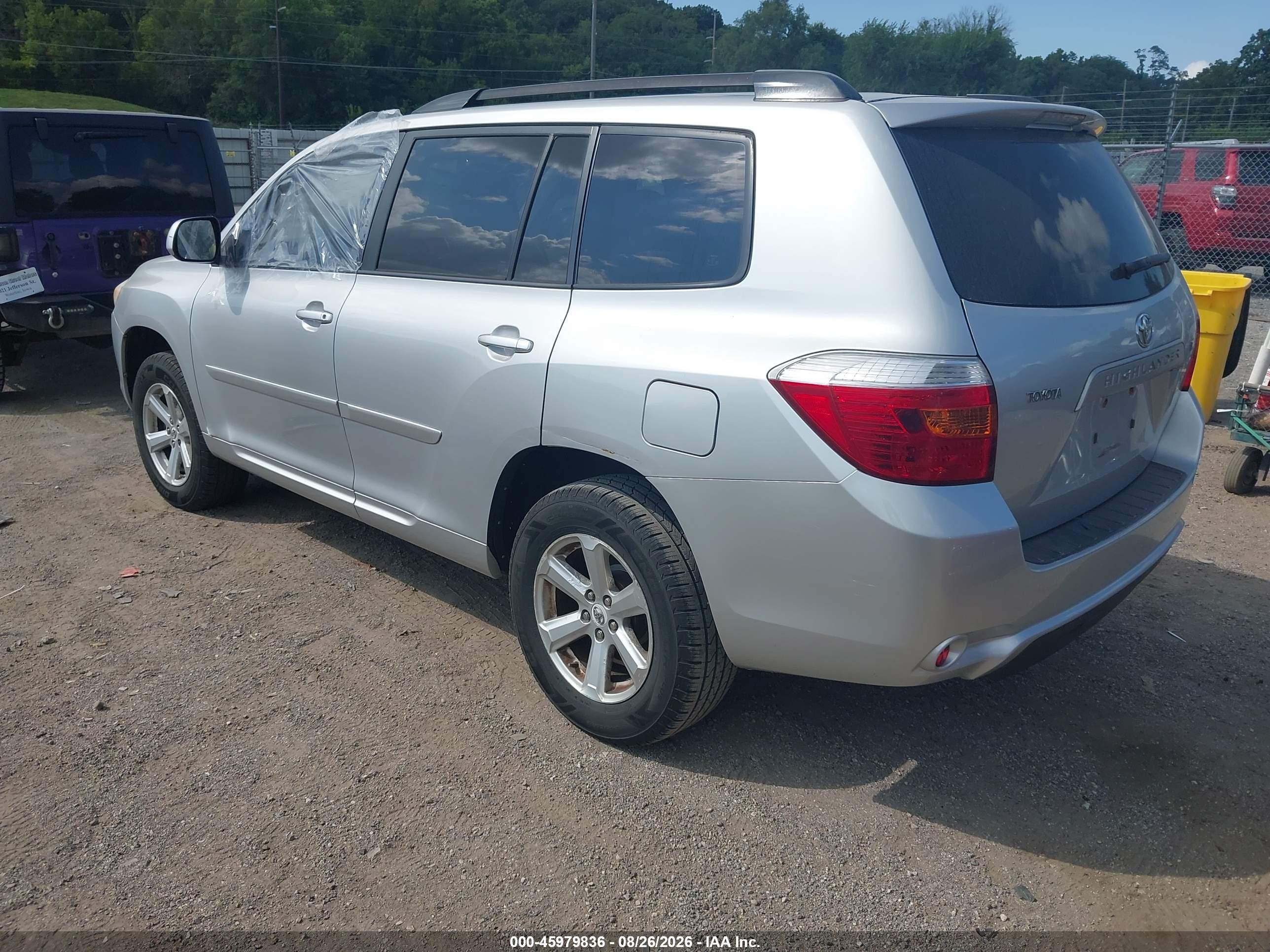 2008 Toyota Highlander   Silver vin: JTEDS41A782049055