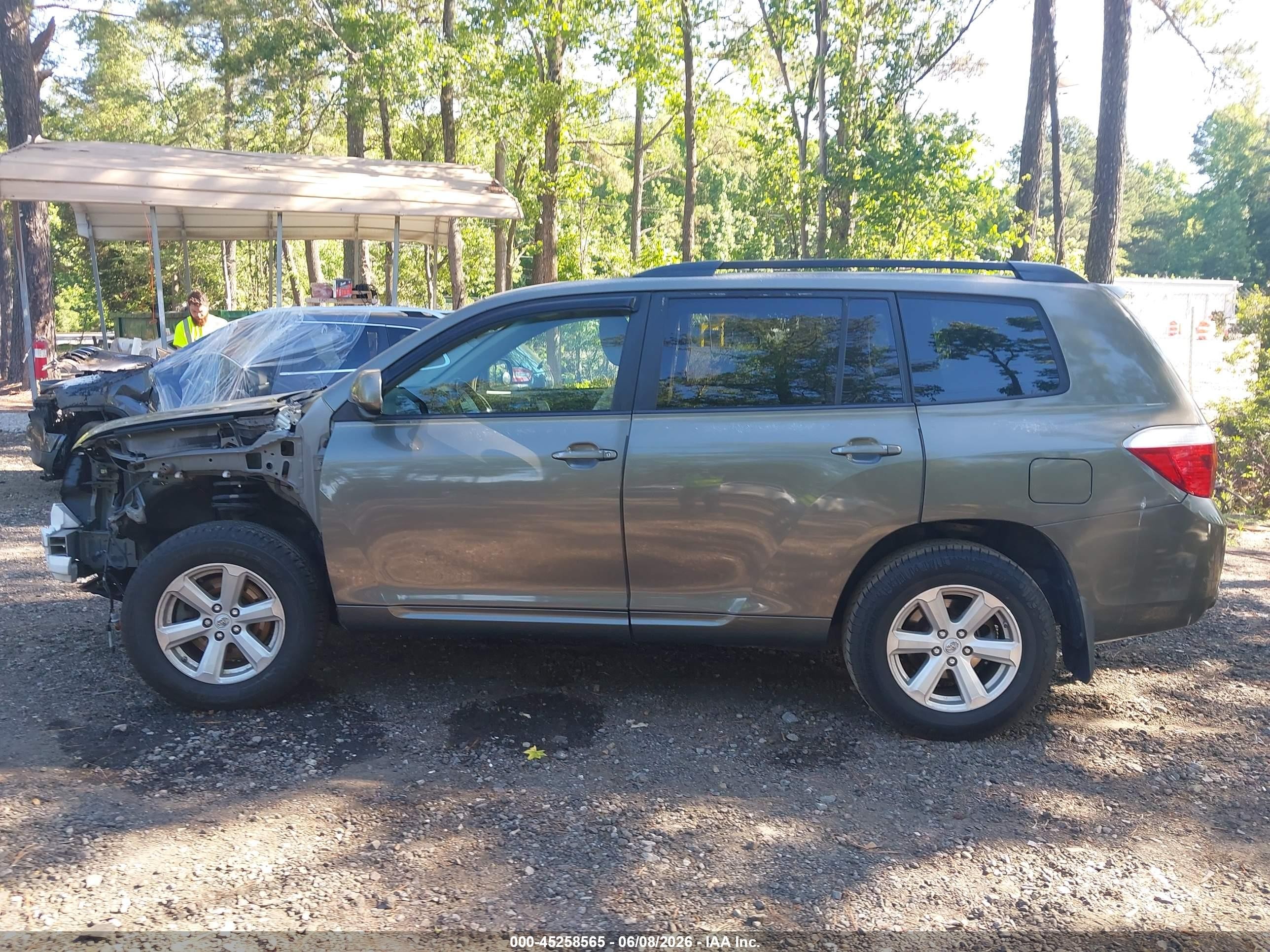 2009 Toyota Highlander   Gray vin: JTEDS41A792074149