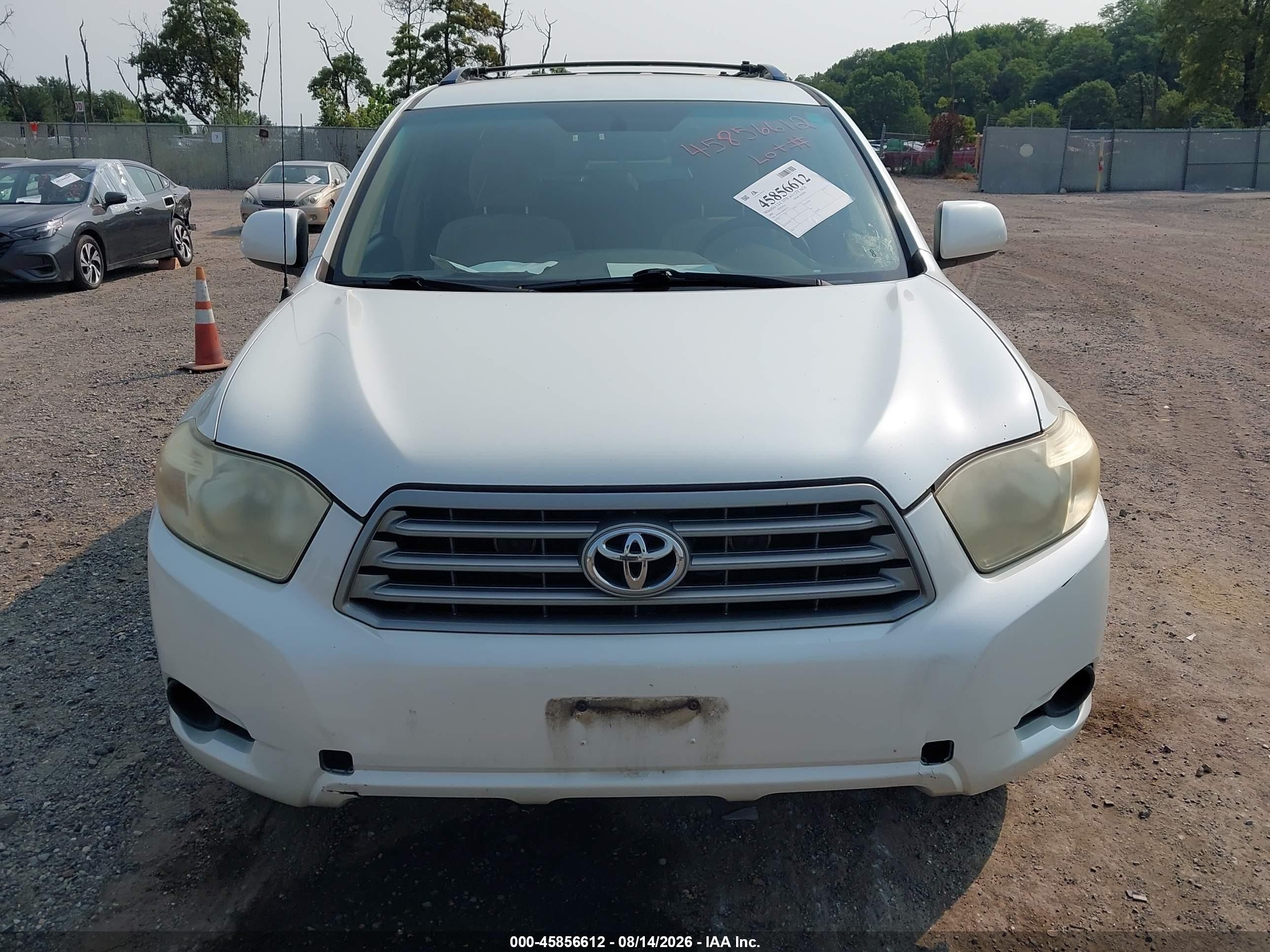 2008 Toyota Highlander   White vin: JTEDS41A882005727