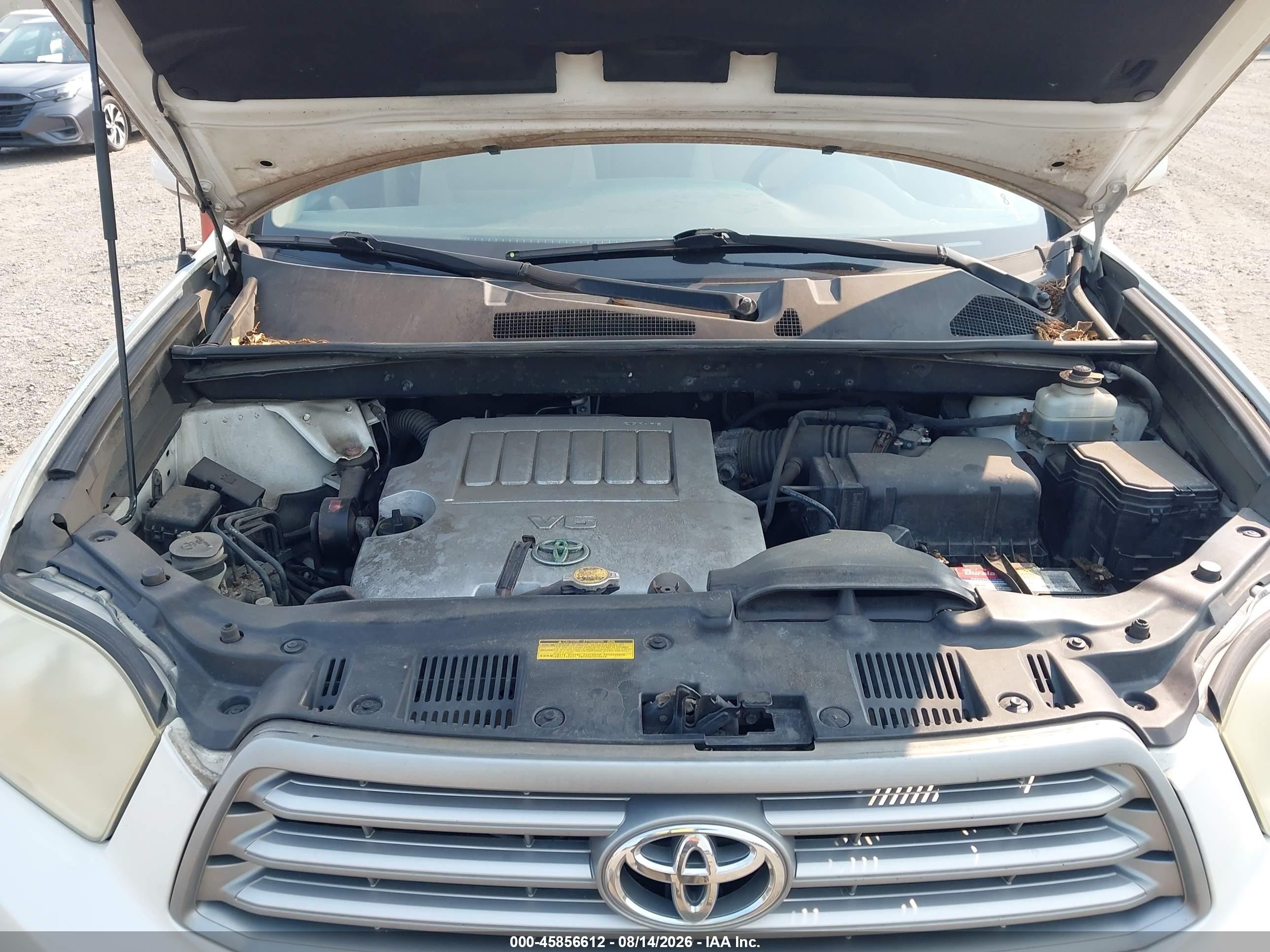 2008 Toyota Highlander   White vin: JTEDS41A882005727