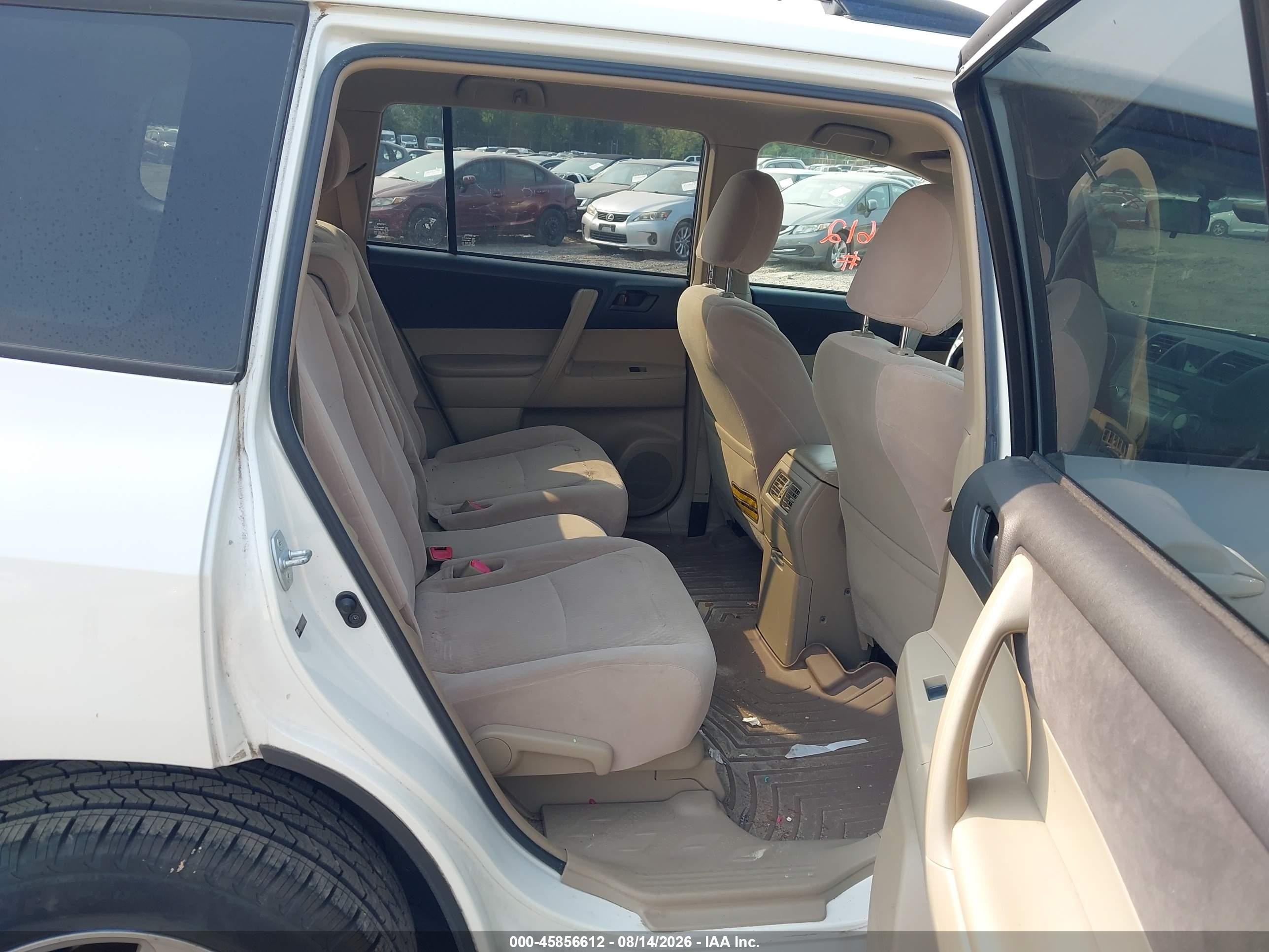 2008 Toyota Highlander   White vin: JTEDS41A882005727