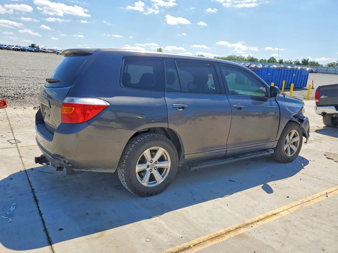 2008 Toyota Highlander Base Серый vin: JTEDS41A882007297