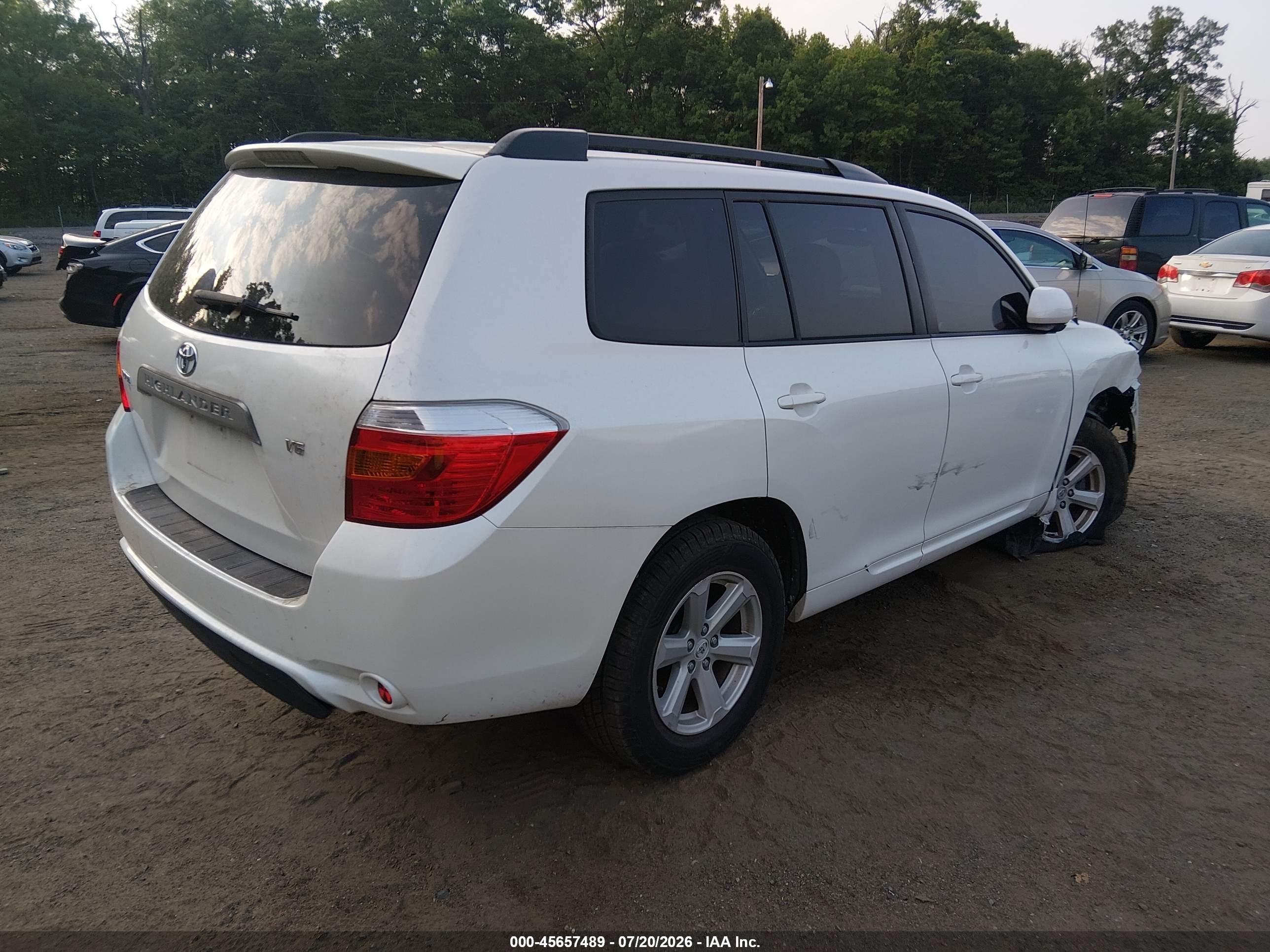 2008 Toyota Highlander   Белый vin: JTEDS41A882042907