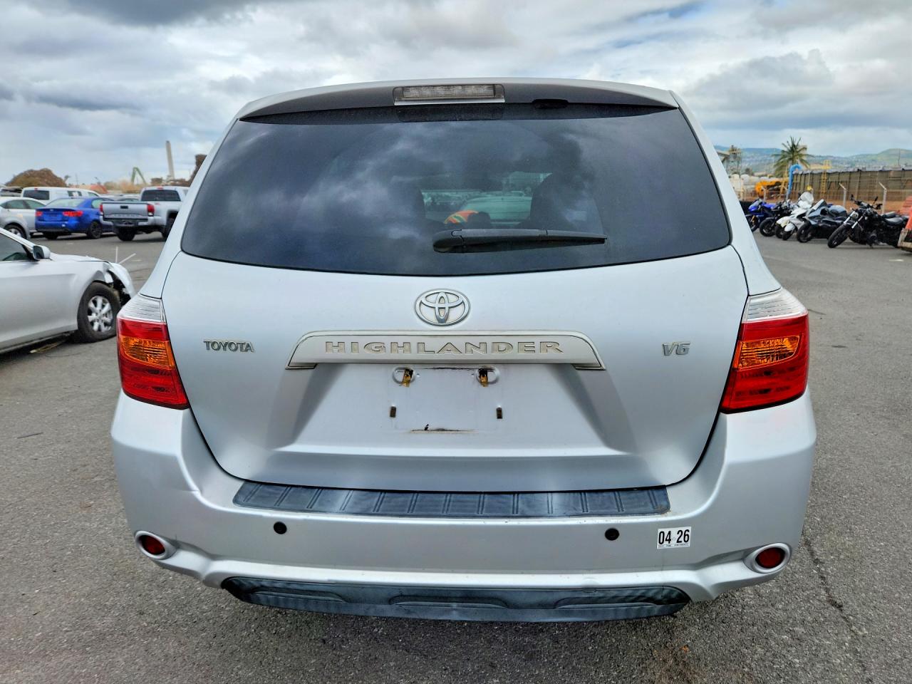 2008 Toyota Highlander Base Silver vin: JTEDS41A882067273