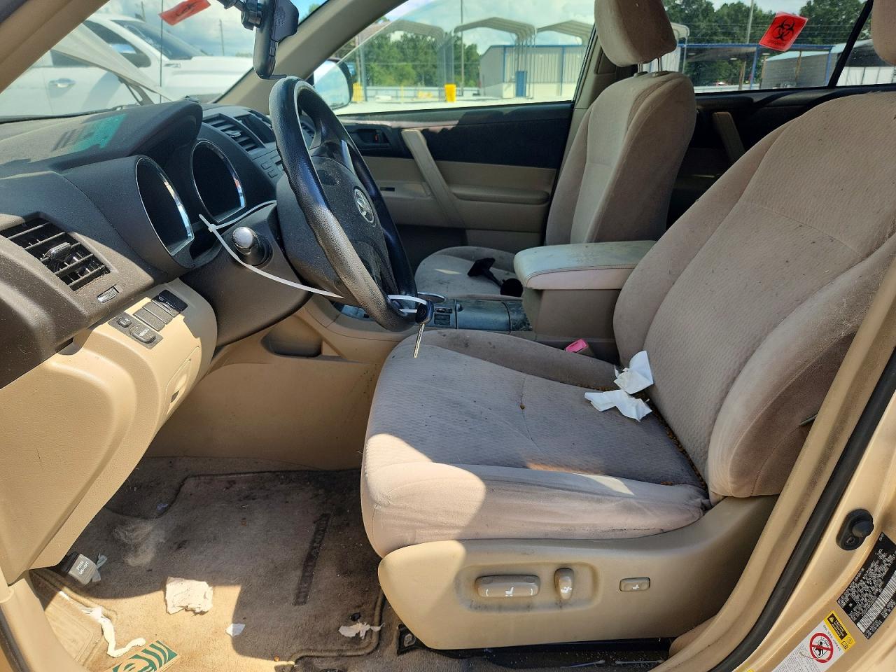 2009 Toyota Highlander Base Gold vin: JTEDS41A892082003