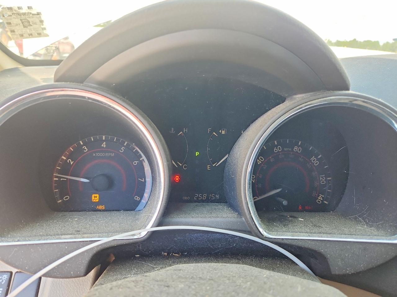 2009 Toyota Highlander Base Gold vin: JTEDS41A892082003