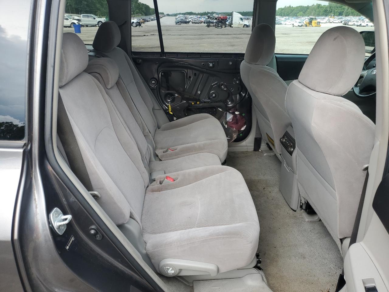2009 Toyota Highlander Gray vin: JTEDS41A892085967