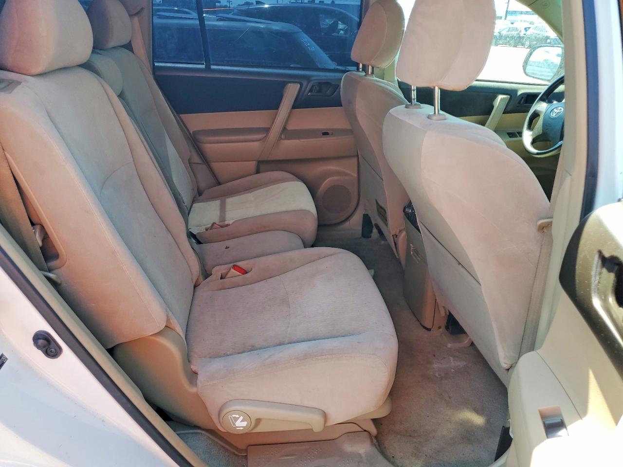 2009 Toyota Highlander Base Белый vin: JTEDS41A892092806