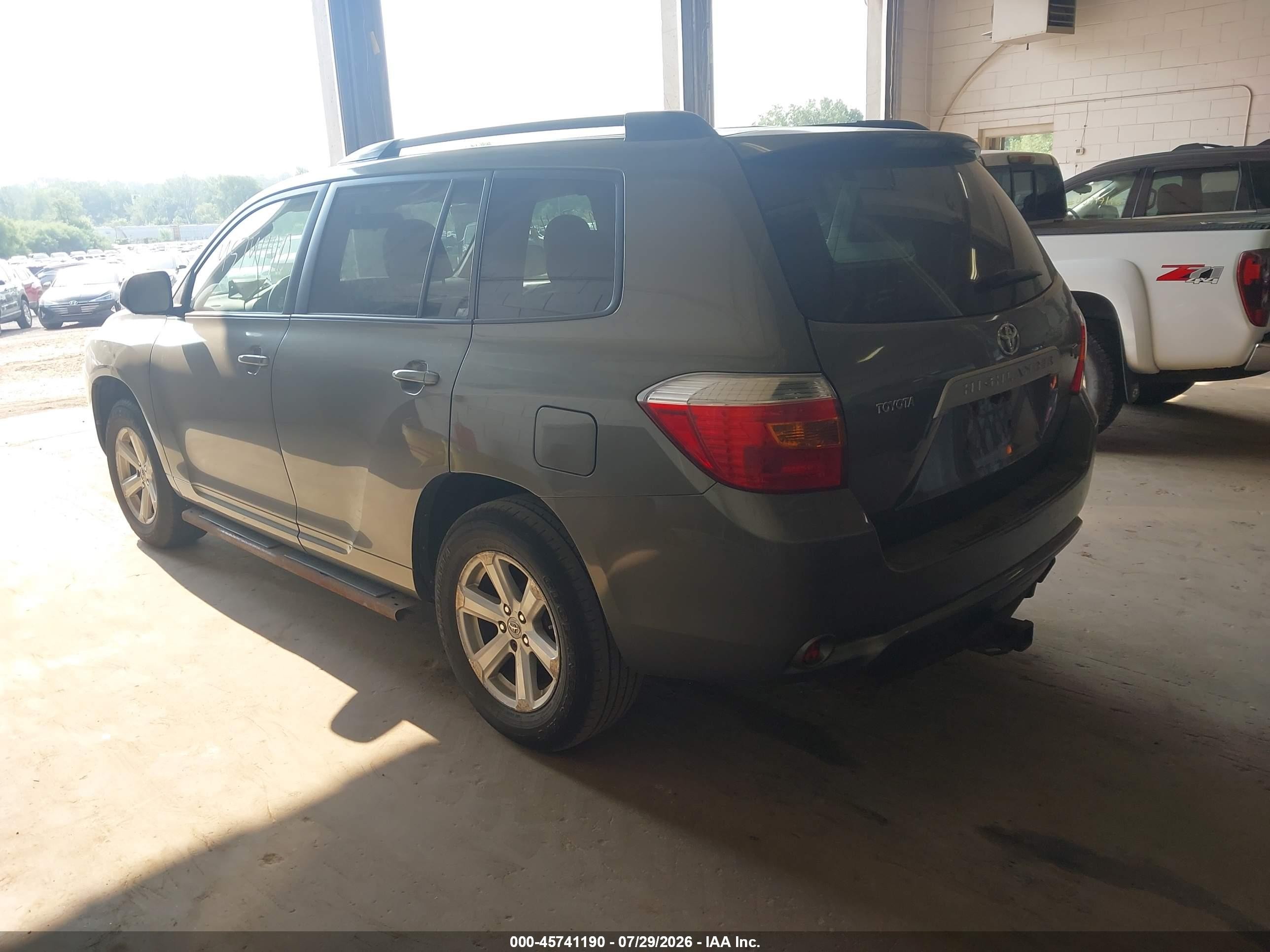 2008 Toyota Highlander   Gray vin: JTEDS41A982008894