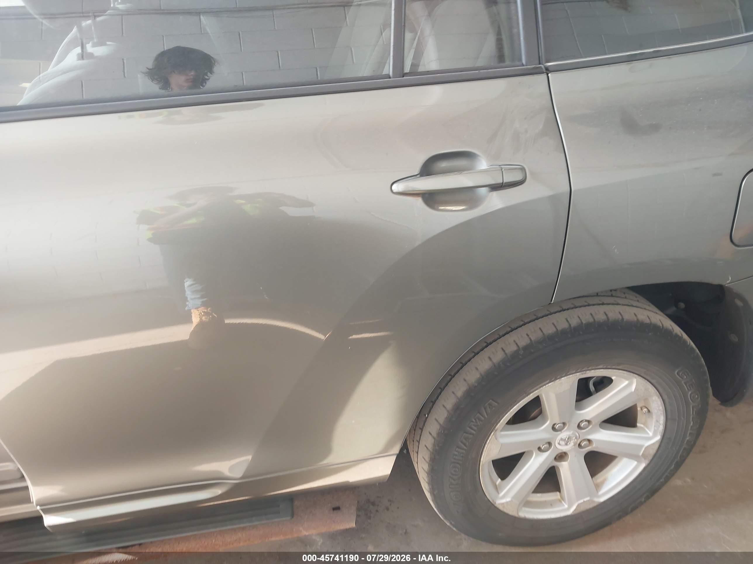2008 Toyota Highlander   Gray vin: JTEDS41A982008894