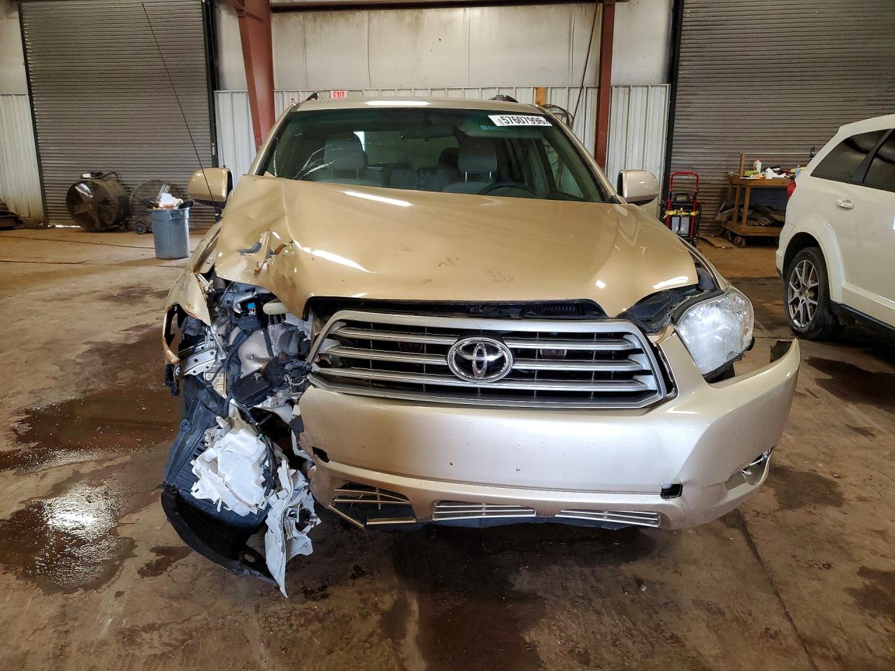 2008 Toyota Highlander Base Tan vin: JTEDS41A982026778