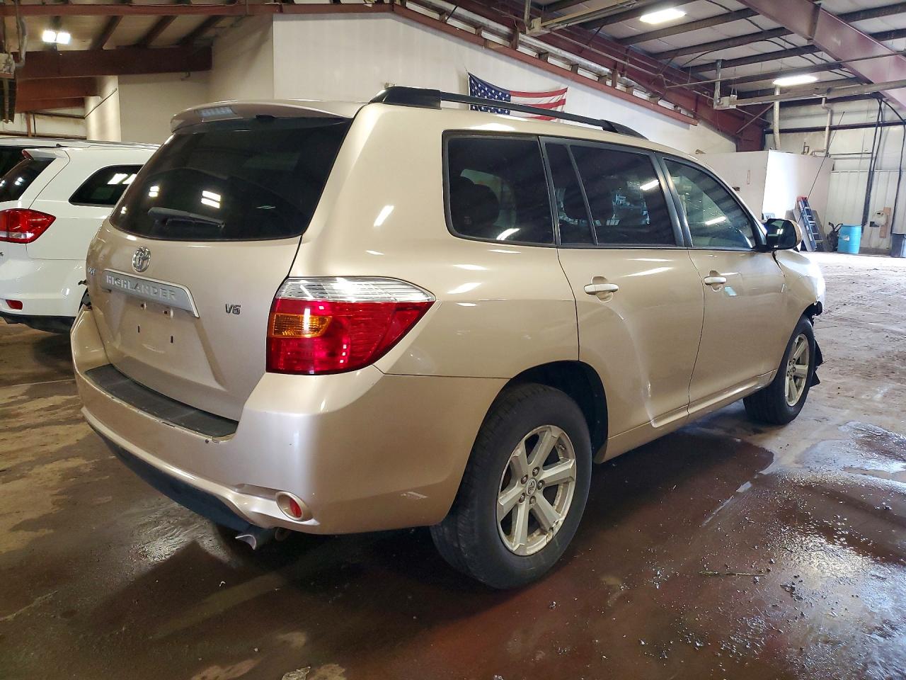 2008 Toyota Highlander Base Tan vin: JTEDS41A982026778