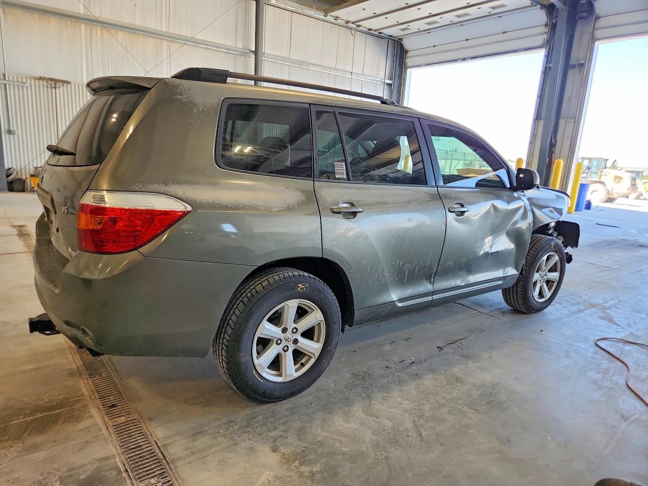 2008 Toyota Highlander Base Gray vin: JTEDS41A982048179