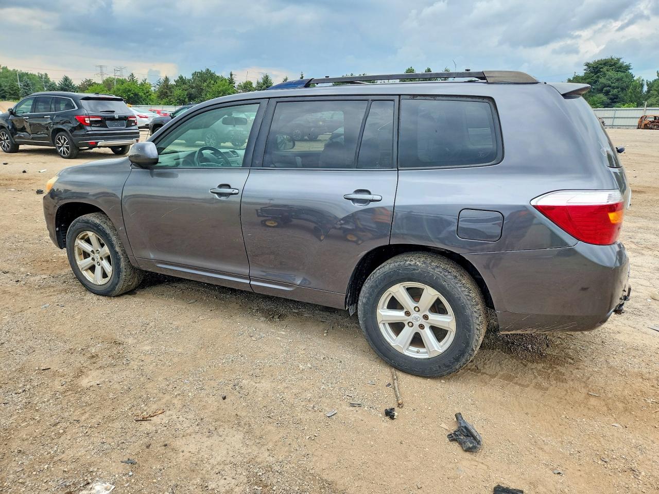 2008 Toyota Highlander Base Gray vin: JTEDS41AX82008080
