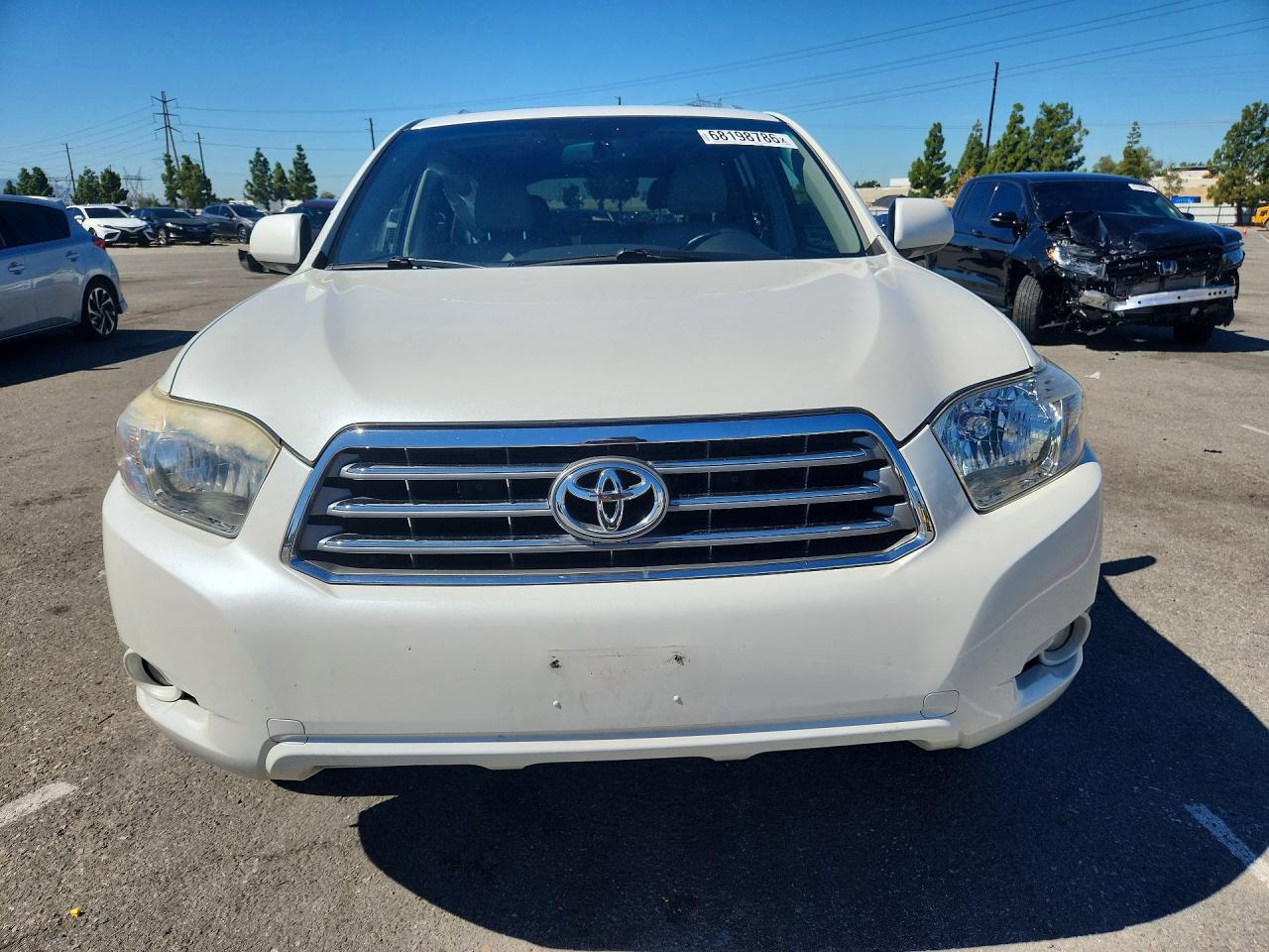 2008 Toyota Highlander Limited White vin: JTEDS42A082033553